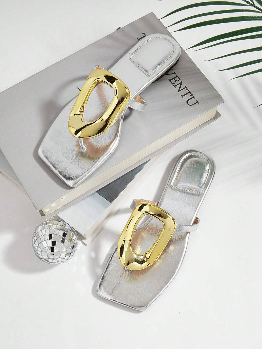 Party/Travel/Casual Silver Square Toe Metal Buckle Flip Flops Flat Sandals | SHEIN