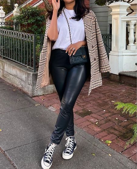 (Super Bowl) Sunday funday outfit 🏈

Shop my look below! Exact converse sneakers and the similar outfit linked 🤍

#LTKshoecrush #LTKstyletip #LTKaustralia