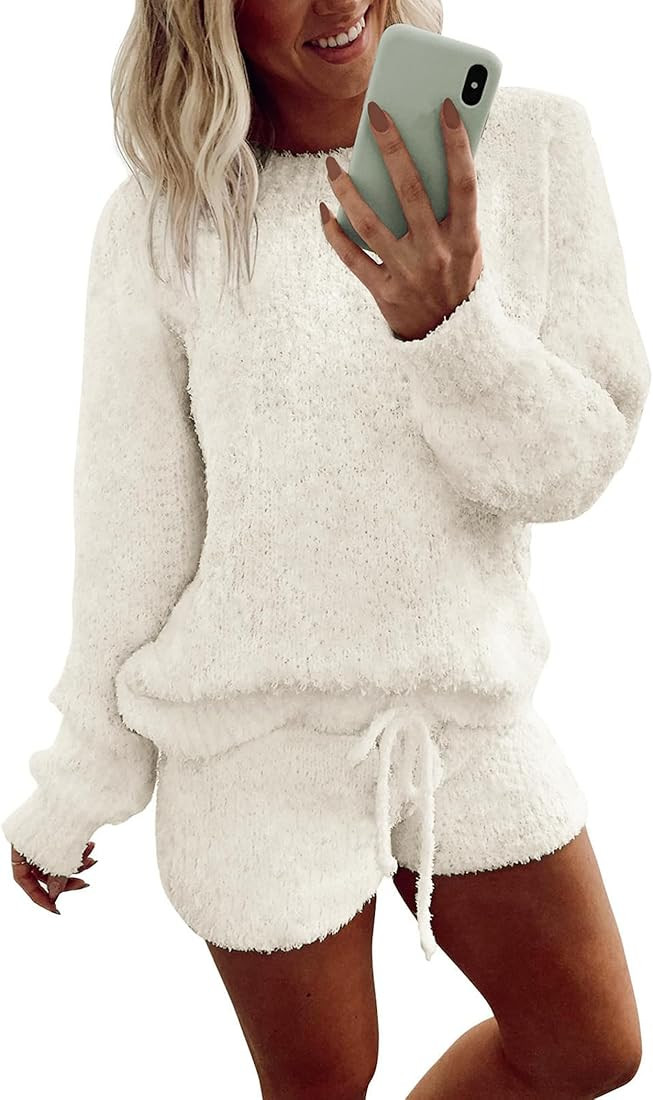 Ekouaer Fuzzy Fleece Pajamas 2 Piece Warm Soft Lounge Set Long Sleeve Sweater Top and Shorts Loun... | Amazon (US)