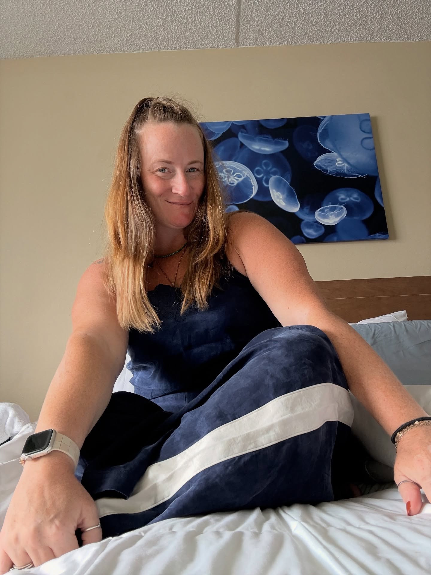 @shop.ltk app people - we have an app sale going on for select brands & of course ive got the goods! 

Download the app, follow me & get the exclusive codes only on the app. This set from @aerie is in the sale & you need this! 

Wearing a large in both & they fit great. I’m usually a large in all Aerie. #LTKsalealert

#LTKFallSale
