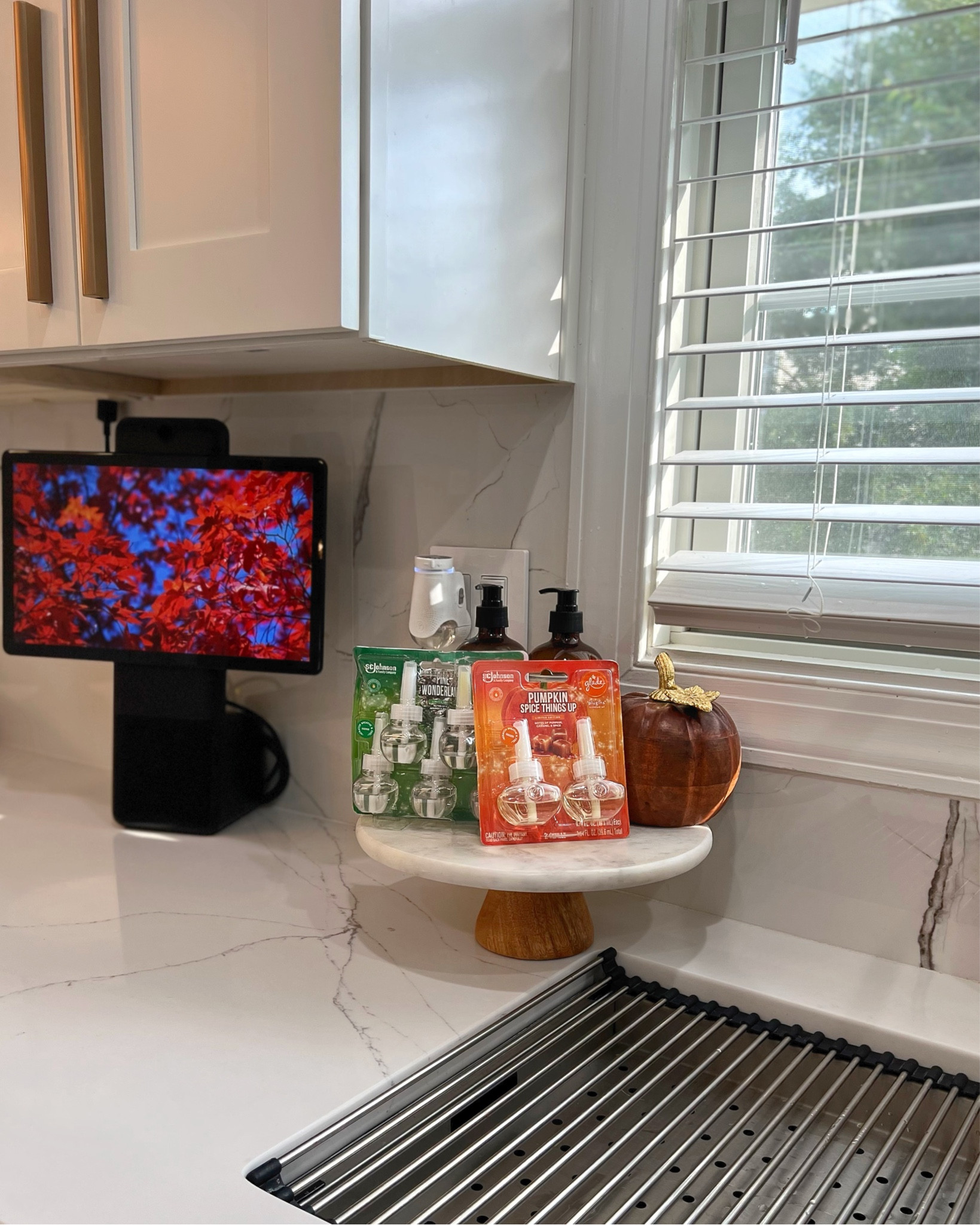 #ad Did you know that decorating your home is not the only way to add a cozy 🍂 feel to your home? Adding holiday scents from @Glade's oil scent diffuser from @Target can help you add fragrance to your home and create a cozy and fun fall and holiday mood. The PlugIns have a fragrance control feature that allows me to create the perfect mood! This week I have the limited edition Pumpkin Spice Things Up in the kitchen and the Pine Wonderland in the living room, to prepare my home for the upcoming holidays. Definitely recommend these limited edition scents for your home. I’ve linked them on my LTK page 🍂🤍. #target #Glade #GladeVibe  
#ltkhome #ltkfamily


#LTKSeasonal #LTKHoliday #LTKGiftGuide