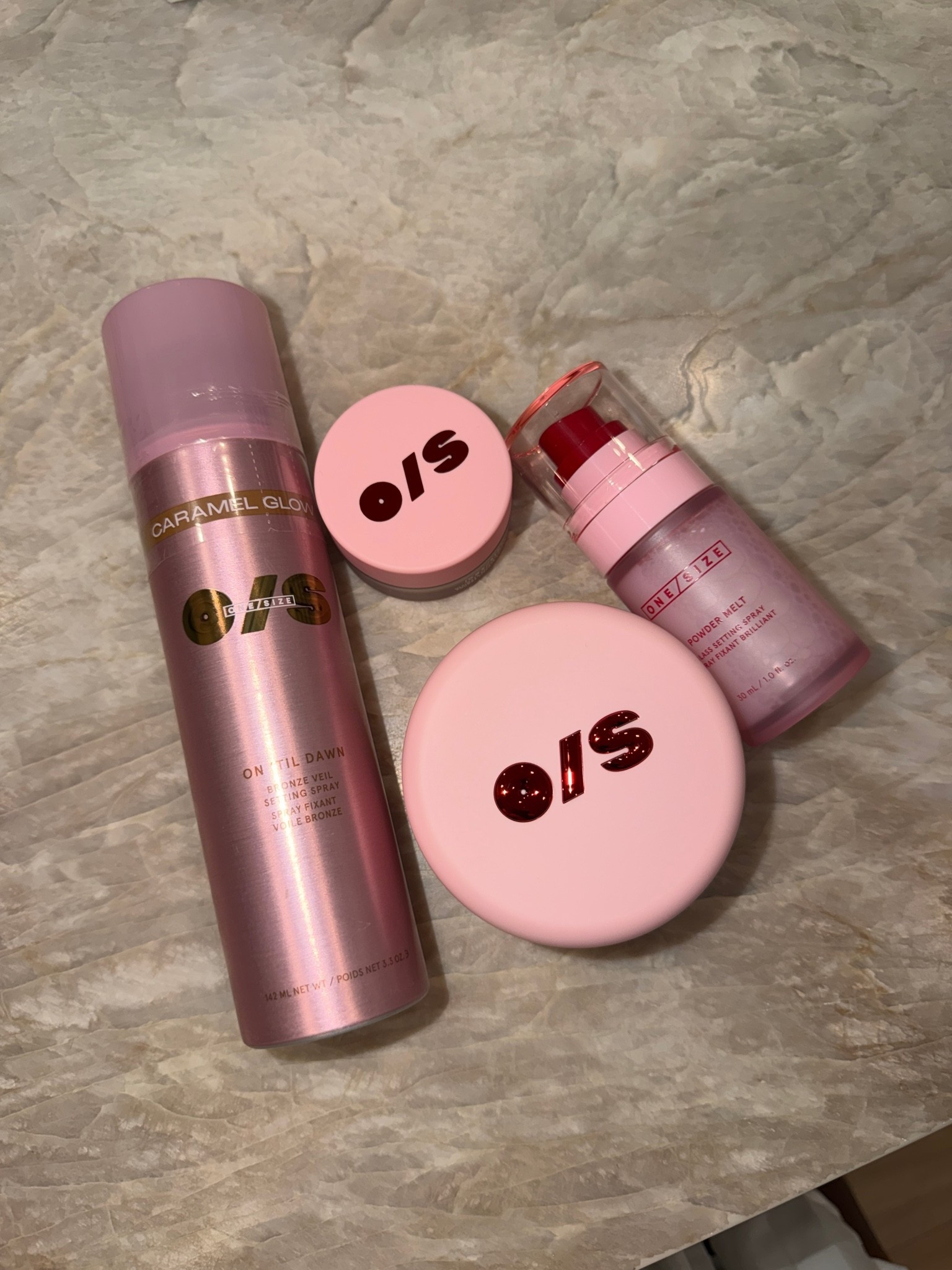 Scroll to shop! ✨ My favorites from ONE/SIZE by Patrick Starrr. Everything is linked below.👇🏾

Desliza para comprar. ✨ Mis favoritos de ONE/SIZE by Patrick Starrr.

📲 Download the free LTK app & follow me @kirasfashionfinds to shop all my daily finds.

#LTKselfcare #LTKgrwm #LTKBeauty