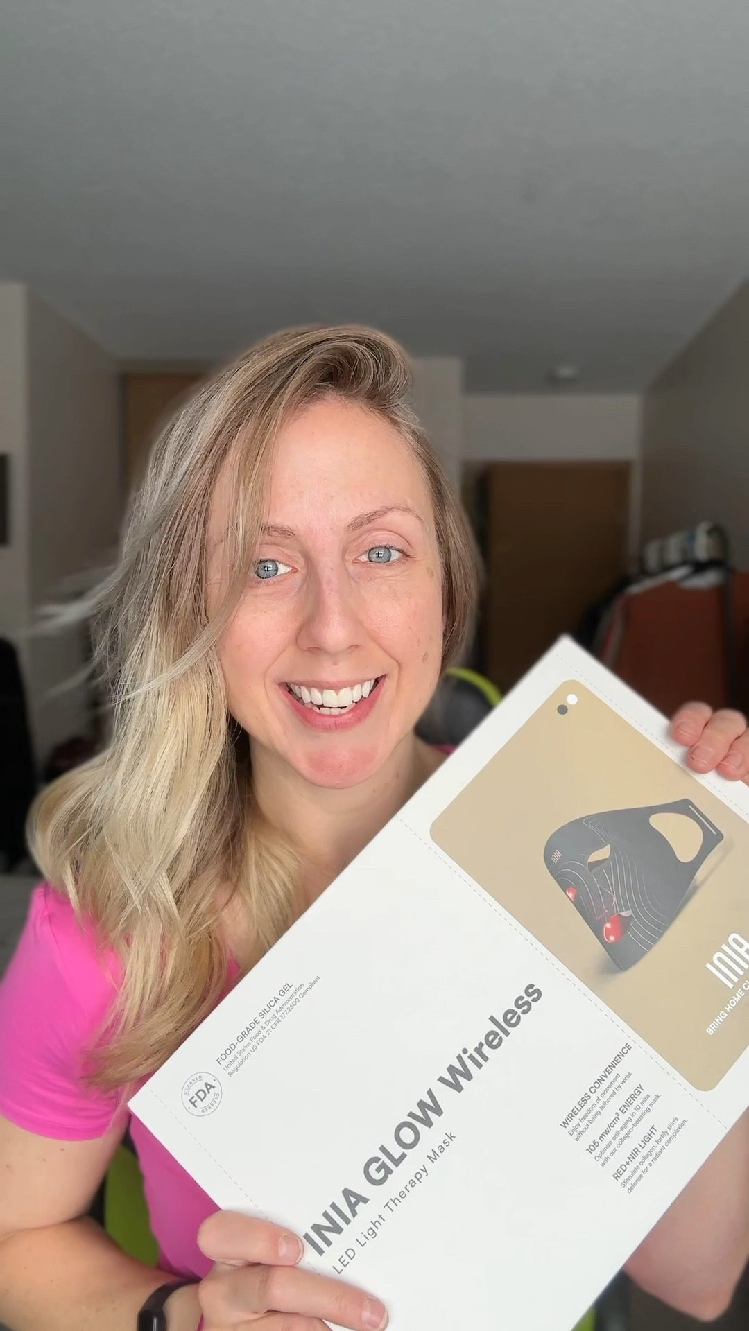 LED light therapy face and neck mask from INIA GLOW

#LTKHoliday #LTKBeauty #LTKGiftGuide