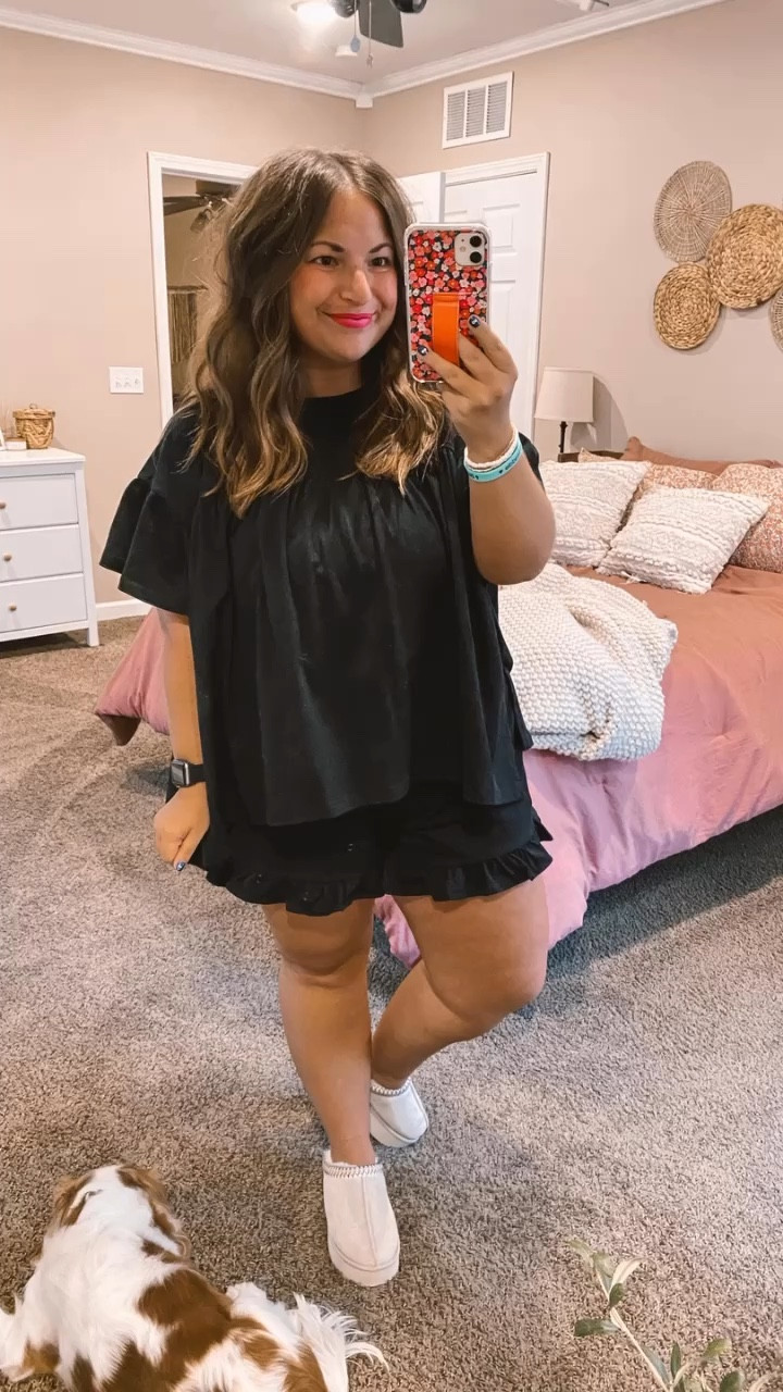 Quite literally obsessed with this darling Amazon pajama set!

slippers: fit true to size // wearing a 5
pajama set: fits true to size // wearing a large

#LTKFindsUnder100 #LTKFindsUnder50 #LTKStyleTip