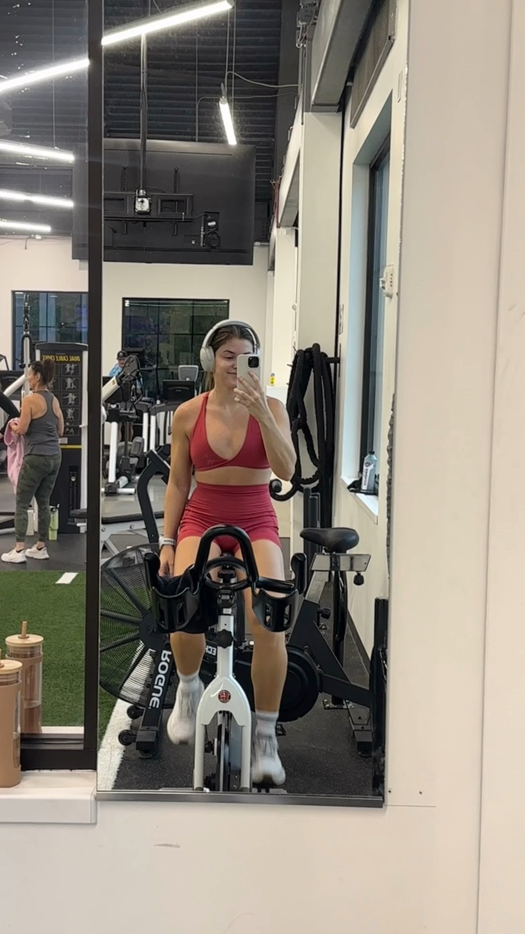 Outfit is LSKD. Favorite cool girl gym outfit 😎

#LTKActive #LTKGiftGuide #LTKFitness