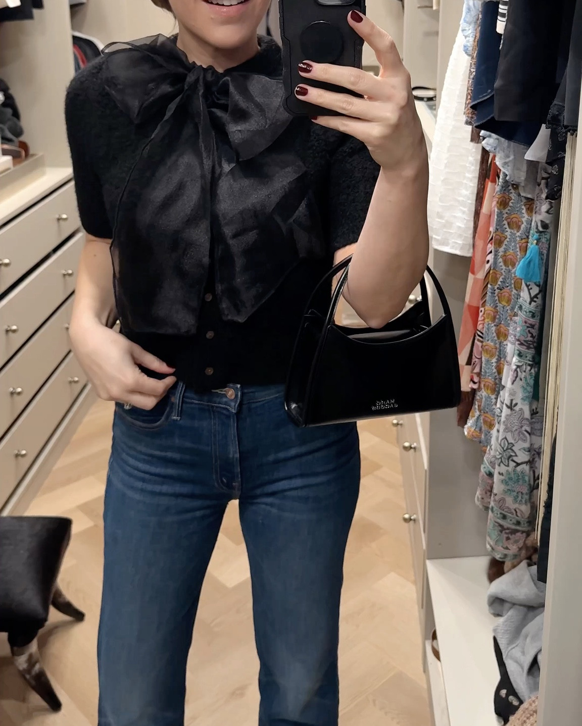 The famous claw clip bag 🫶🏻

Bow top (runs tts)
Perfect straight leg jean (runs tts)

#LTKSeasonal #LTKgrwm #LTKFindsUnder100