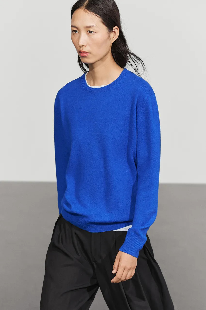 Wool blend knit sweater with round neck | Massimo Dutti US