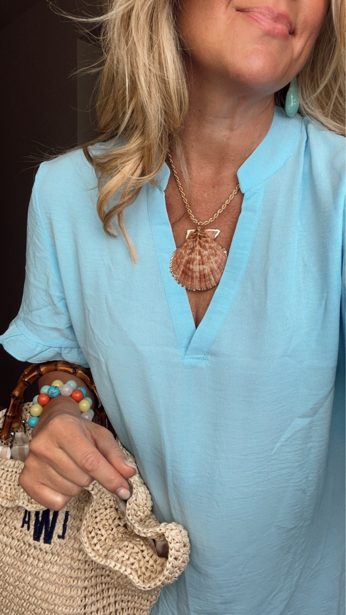 ✨Tap the bell, save and ❤️ for over 40 fashion, midlife style, midsize fashion and luxury looks for less. 

Most of us have been taught to focus on hiding our belly.

But Outfit Physics teaches something different.

Instead of fighting the body, we guide the eye.

When we give the eye a more beautiful place to land—a great neckline, a statement necklace, a polished jacket, beautiful color near the face—the focus naturally shifts upward.

That’s why style isn’t about squeezing, sucking in, or covering up.

It’s about creating balance.

✨ Lift the eye.
✨ Skim the body.
✨ Create balance.

Because when the eye notices the outfit first, the belly becomes just one small part of the whole picture.

👑 Helping you look good, feel good.-Lindsey Denver Check back daily for belly-friendly style, confidence, and Outfit Physics™.

#LTKOver40 #LTKPlusSize #LTKMidsize

Comment SHOP below to receive a DM with the link to this post on my LTK ⬇ https://liketk.it/6goJ2