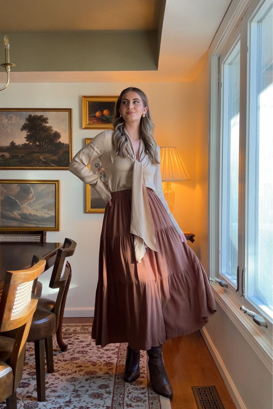 Maxi skirt outfit inspo

#LTKSeasonal #LTKworkwear #LTKHoliday