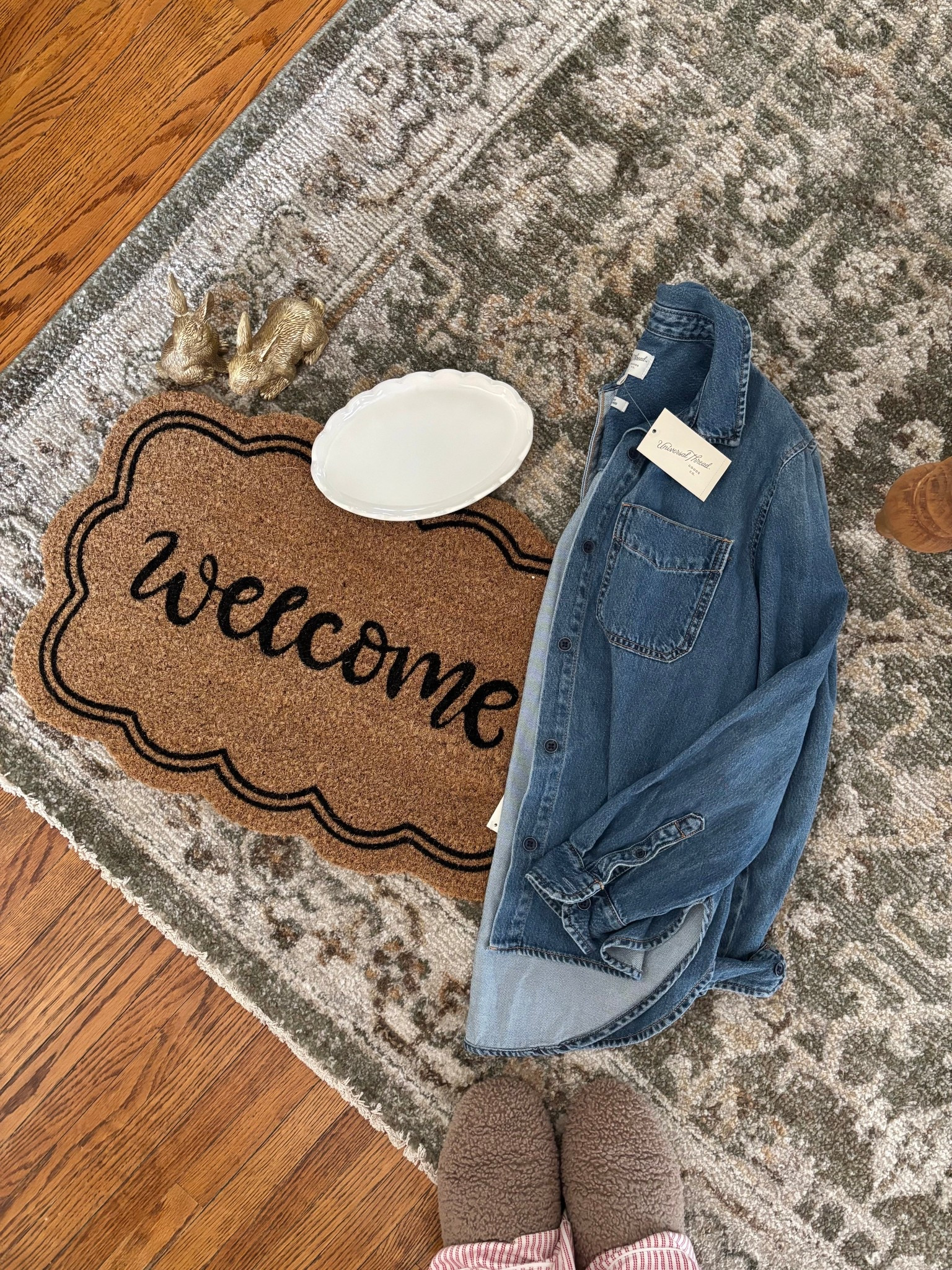 Recent Target finds! Found the bunnies and door mat in the $1 section

Home decor, spring decor, women’s clothing 

#LTKHome