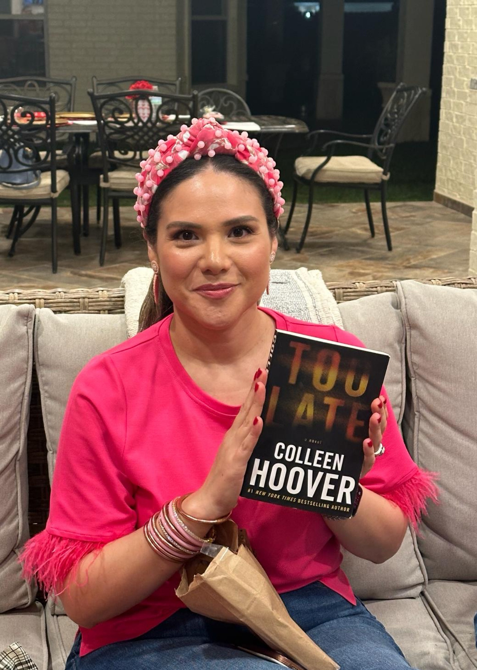 Blind Date with a book. February Book Club idea 
Galentines
Too late
Colleen Hoover
Thriller
Romance 
Novel

#LTKhome #LTKfindsunder50 #LTKparties