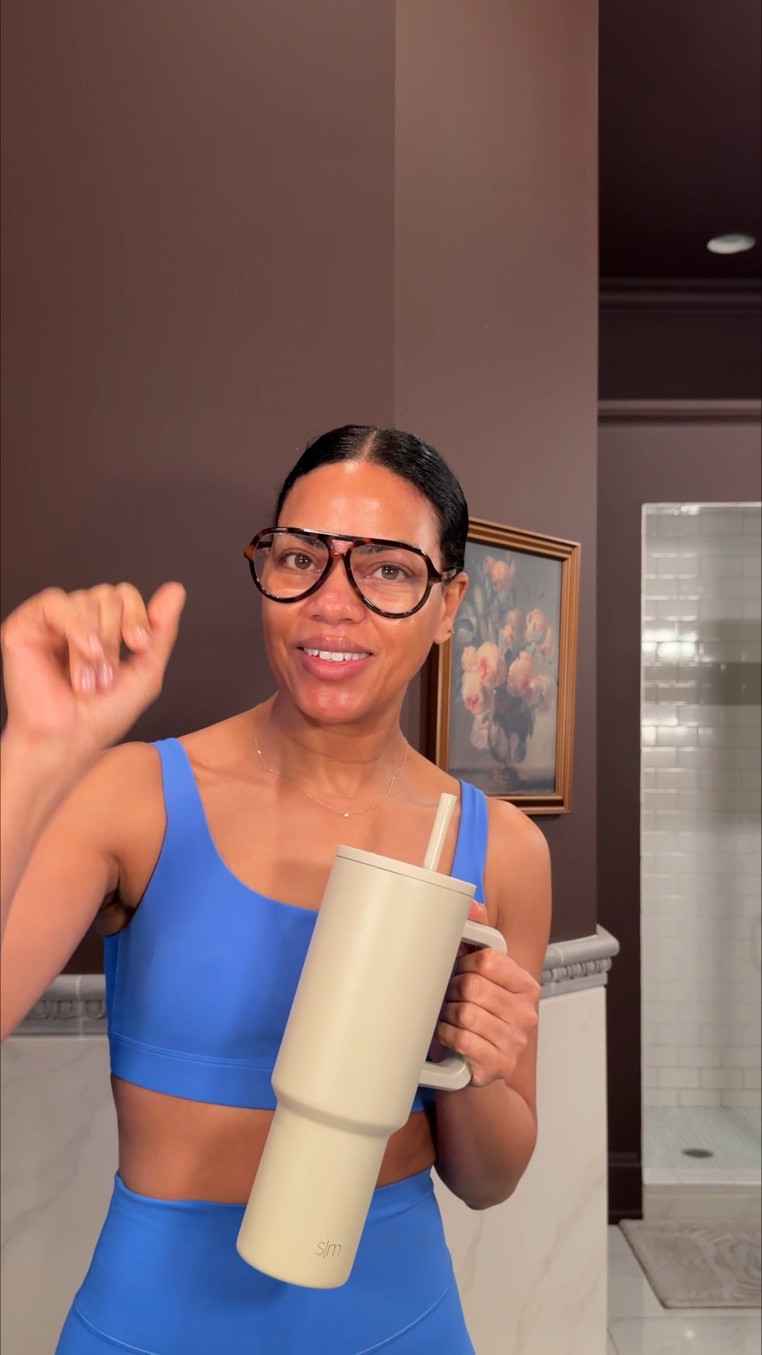 I’m addicted to this mask I am sorry to report 😂 side sleeper approved and just make sure you put a thick layer and let it dry before drifting to sleep. Put it on over your night skincare and wake up with glass skin 😍