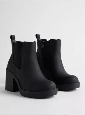 Lug Chelsea Bootie (WW) curated on LTK