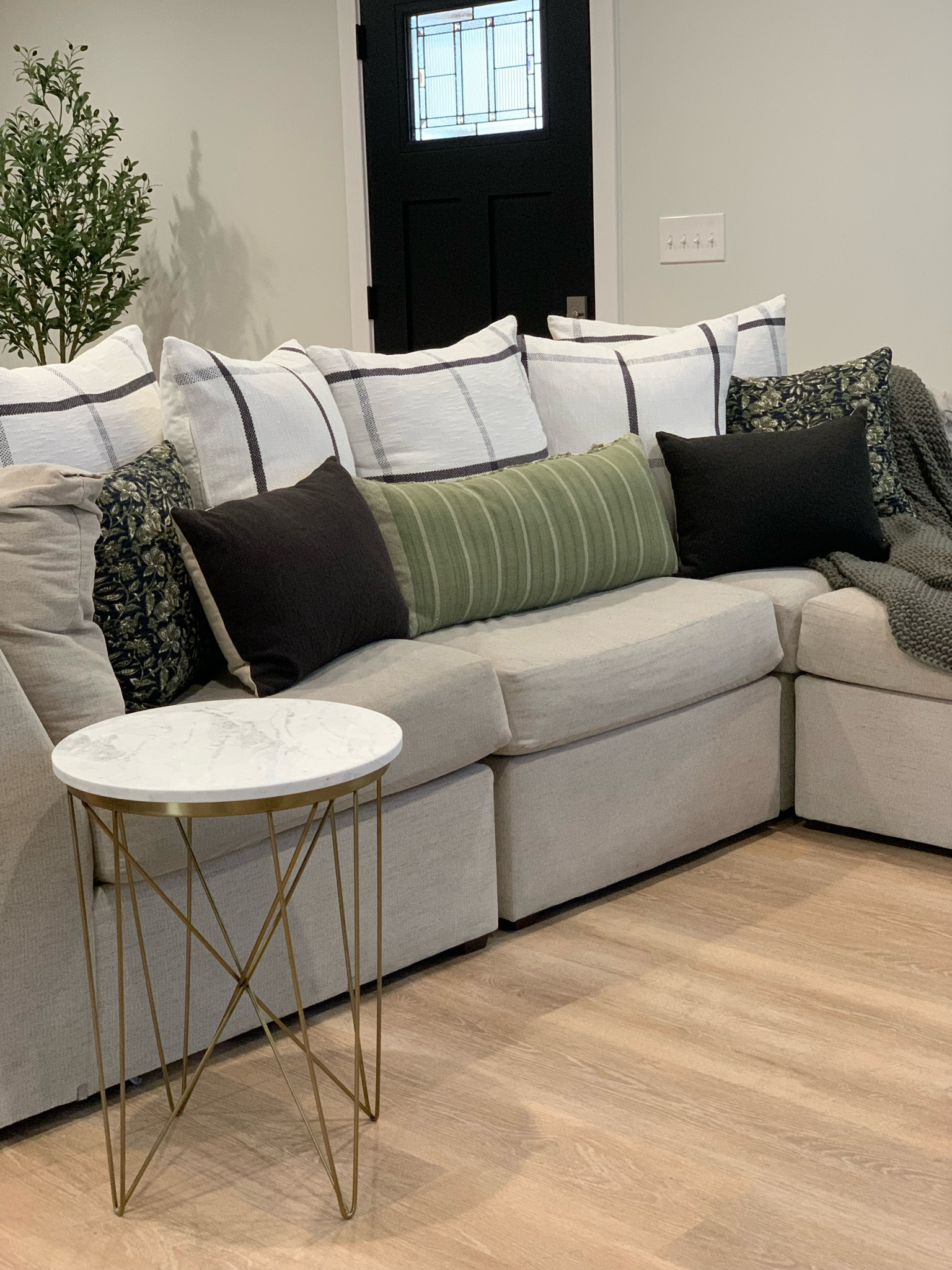 New Target Haul
Threshold Studio McGee Throw Pillows
Hearth & Hand with Magnolia Throw Pillows
Spring Collection 
Project 62 End Table, Marble Table
Floral throw pillows
Grid throw pillows
Modern Home Decor
Living Room Decor 



#LTKunder100 #LTKhome #LTKSeasonal