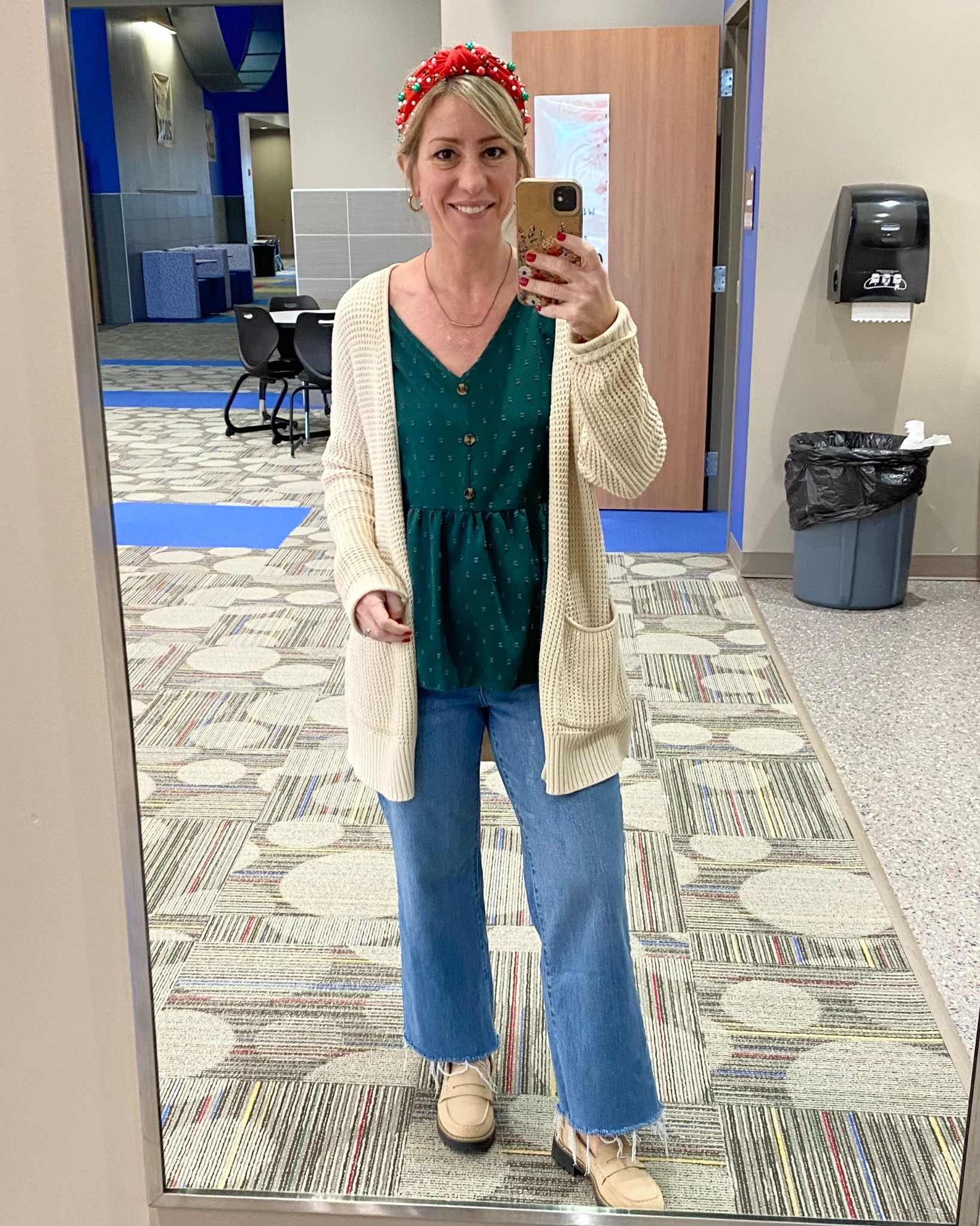 I helped our admins host a staff luncheon 194 steps from my office… so I ended up walking over 12k steps in these cute loafers! And my feet didn’t even complain! I like no show socks with them, linked them too. 😘