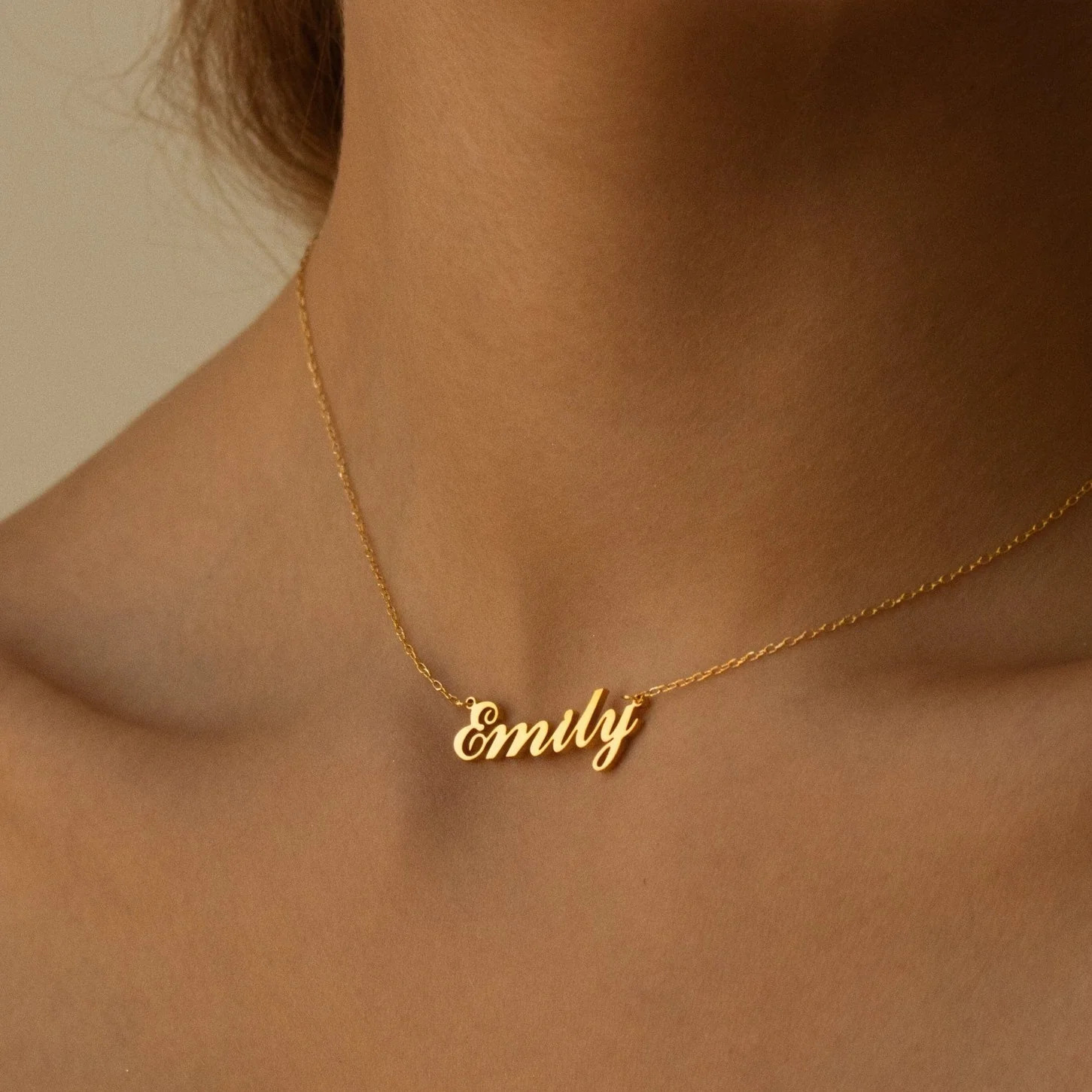Carrie Name Necklace | Caitlyn Minimalist