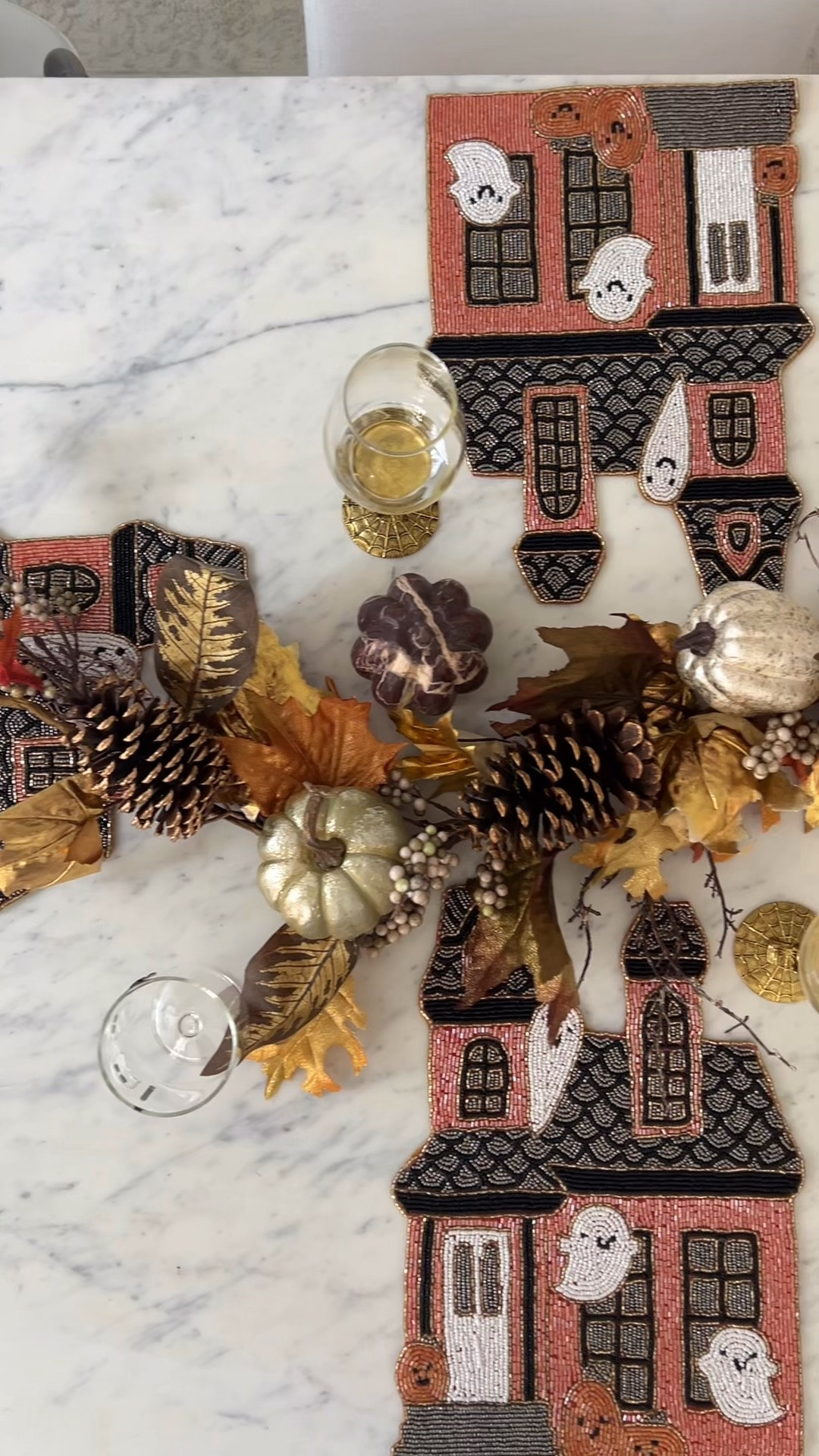 Fall decor, mantle decor, halloween decor

#LTKHome #LTKSeasonal