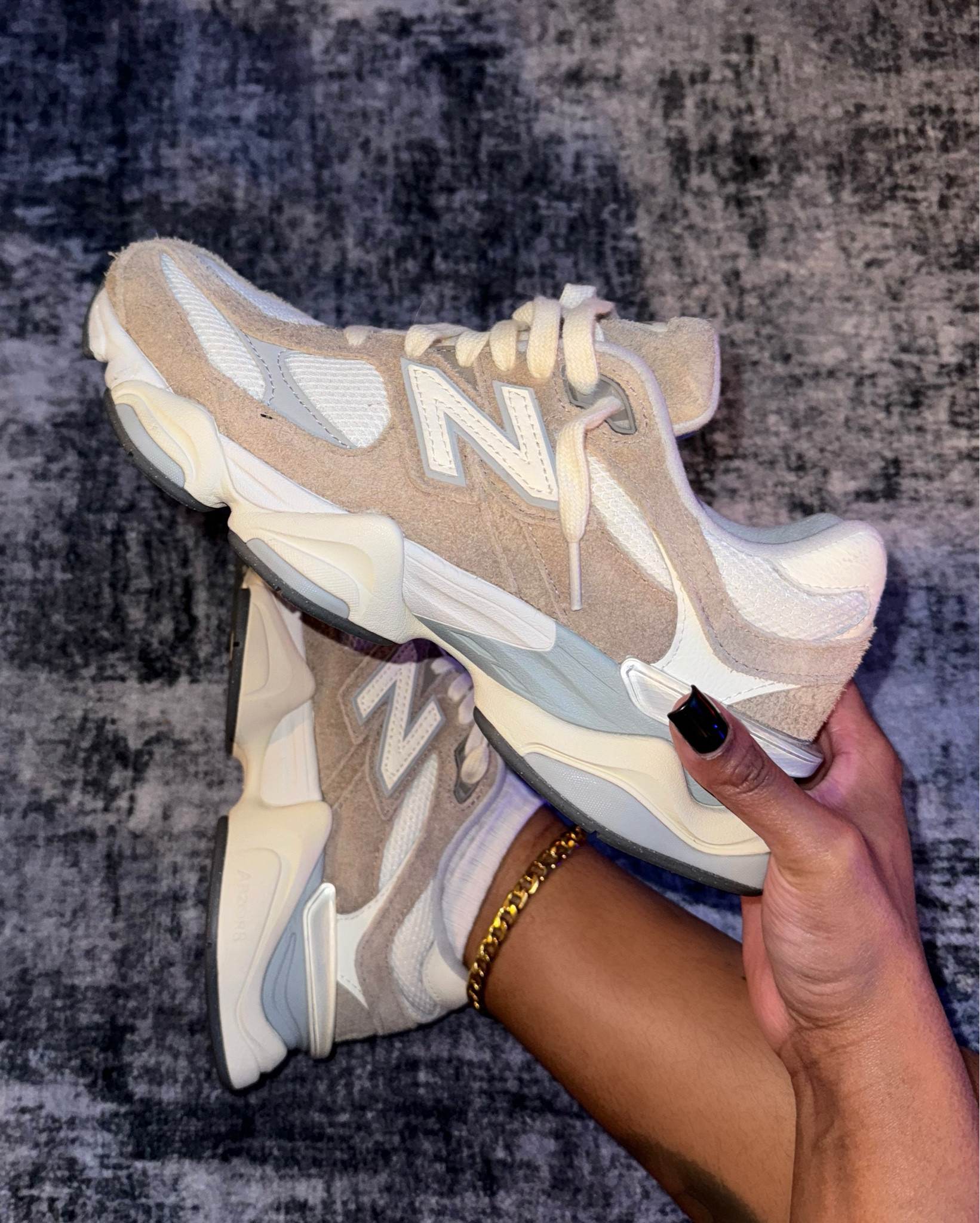 These are men’s sizes, so grab the size that’s matches your size in women’s sneakers (for my girls)!

#LTKActive #LTKShoeCrush #LTKStyleTip