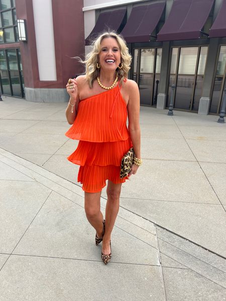Amazon find 🧡

Cutest  one shoulder  tired dress perfect for Wedding guest, bridal  guest, Mother’s Day brunch 

Orange pairs great  with leopard 
Wearing leopard  pumps and clutch

All Jewlery Lisi lurch 

#LTKfindsunder50 #LTKstyletip #LTKwedding