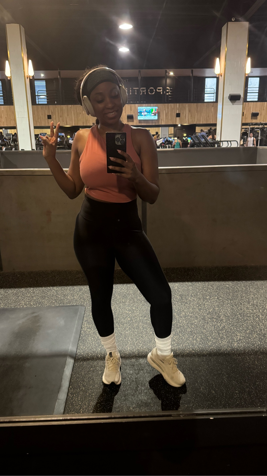 A lil lift during leg day 💪🏾

#LTKOver40 #LTKActive
