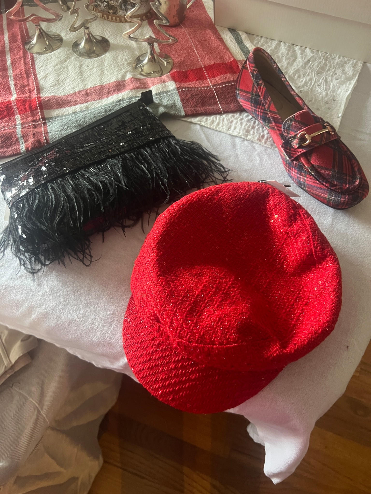 Holiday accessories game strong!

Red sequin Hat, feather sequins clutch and tartan plaid loafers

#LTKHoliday #LTKGiftGuide #LTKootd