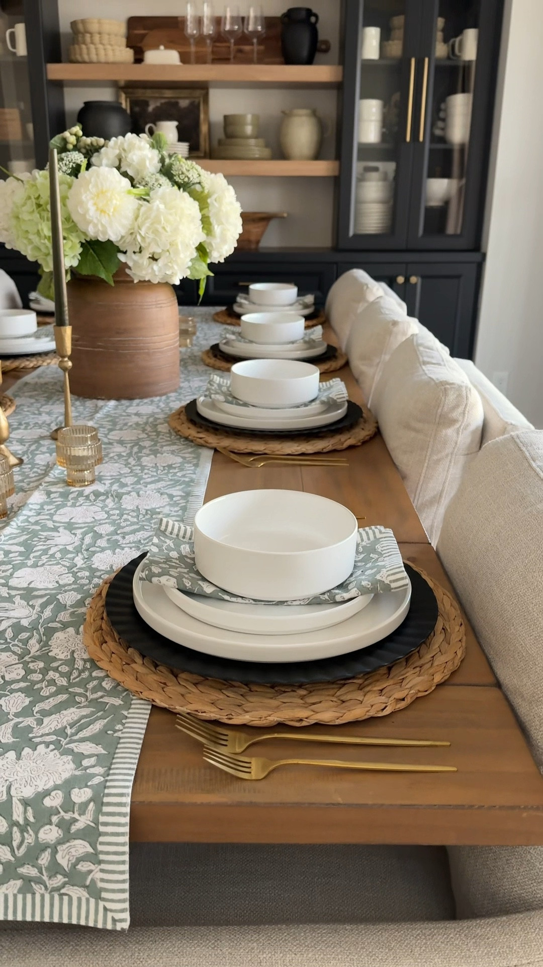 Sharing some of my most requested links from my home—and yep, you can find them all at Wayfair! ✨ From the coziest rugs to my favorite furniture and lighting, these pieces make my space feel like home. Best part? They’re up to 70% off for Presidents' Day + fast shipping! If you’re ready to refresh your space, now’s the perfect time!


#WayfairFinds #HomeRefresh #PresidentsDaySale #wayfair #wayfairpartner @wayfair #modernfarmhouse #homedecorfinds #shopltk #liketkit 

#LTKHome