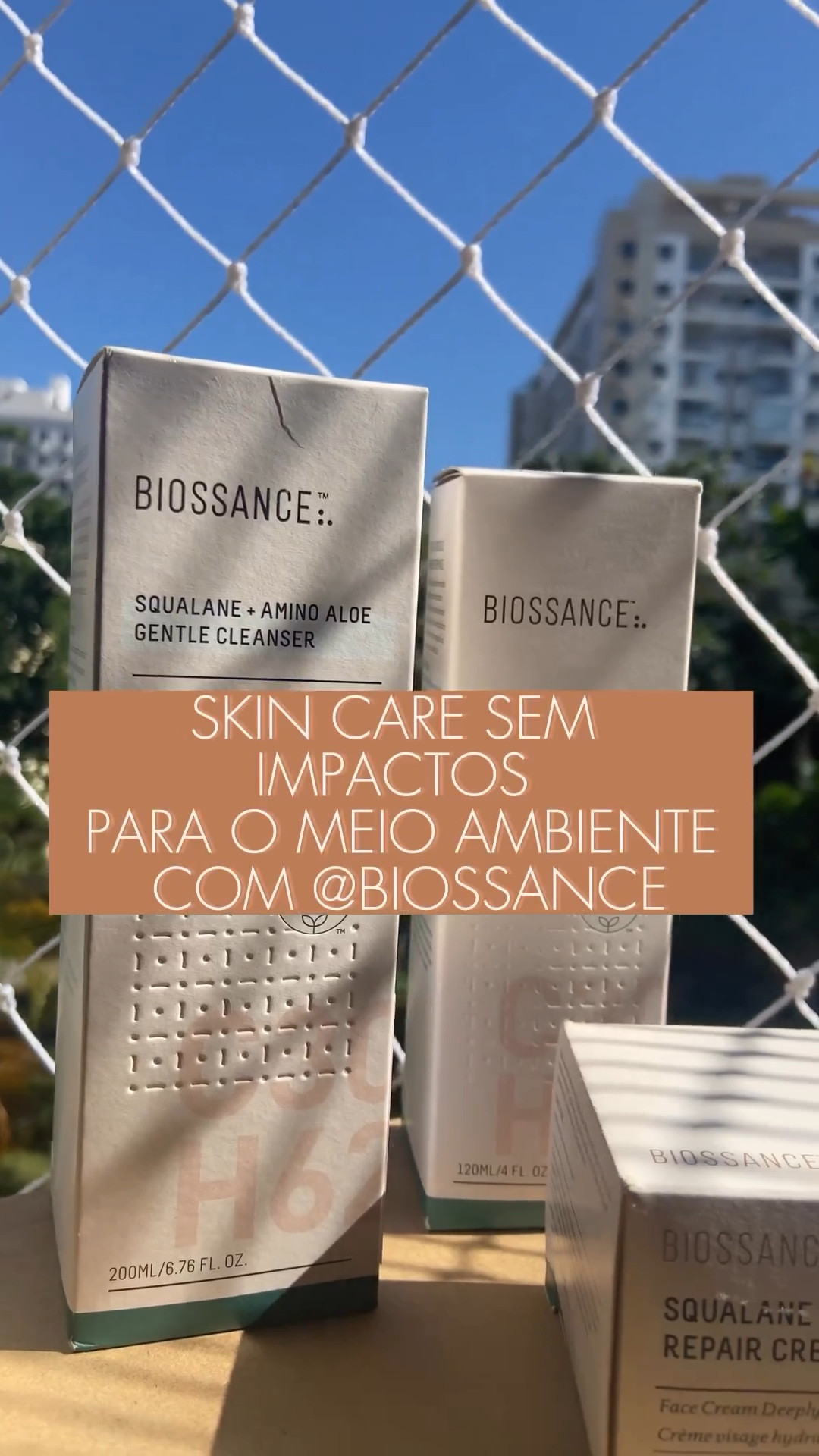 Hoje dia 5 é comemorado o dia do Meio Ambiente,nesse mês de junho vou trazer aqui algumas marcas que fazem a diferença e  mostram que é possível criar produtos de qualidade e diminuir o impacto ambienta ♻️
 @biossancebrasil ,marca pioneira em biotecnologia para a beleza sustentável.Skincare eficaz,sustentável,vegano e cruelty free ♻️


#ltkconbr2023 #skincarenatural #esqualanobiossance #biossance #meioambiente #sustentabilidade

#LTKbeauty #LTKbrasil #LTKeurope