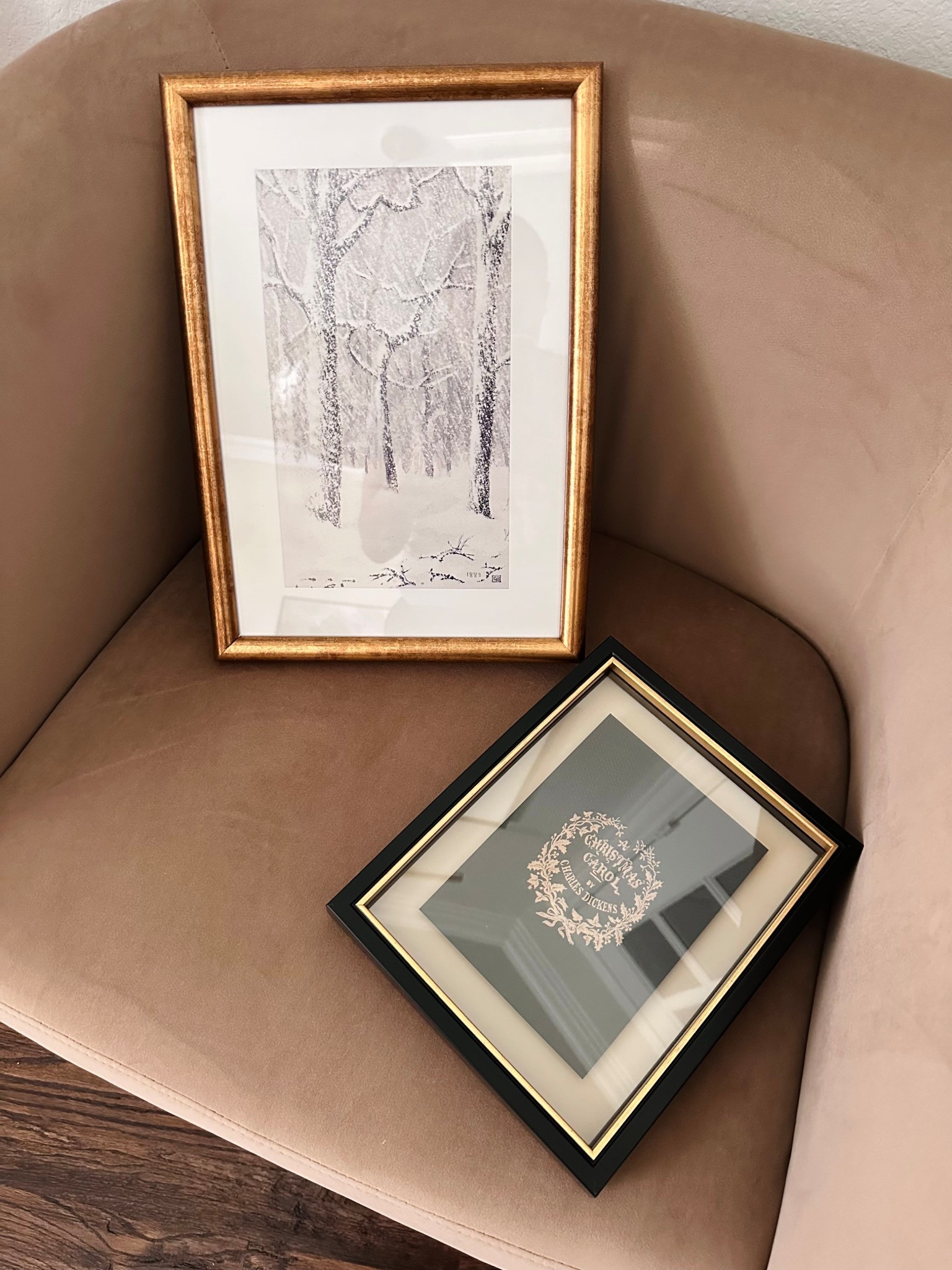 Holiday artwork! I rounded up my favorite winter/holiday pieces to spruce up your walls. 🖼️ 

#LTKHoliday #LTKHome #LTKSeasonal