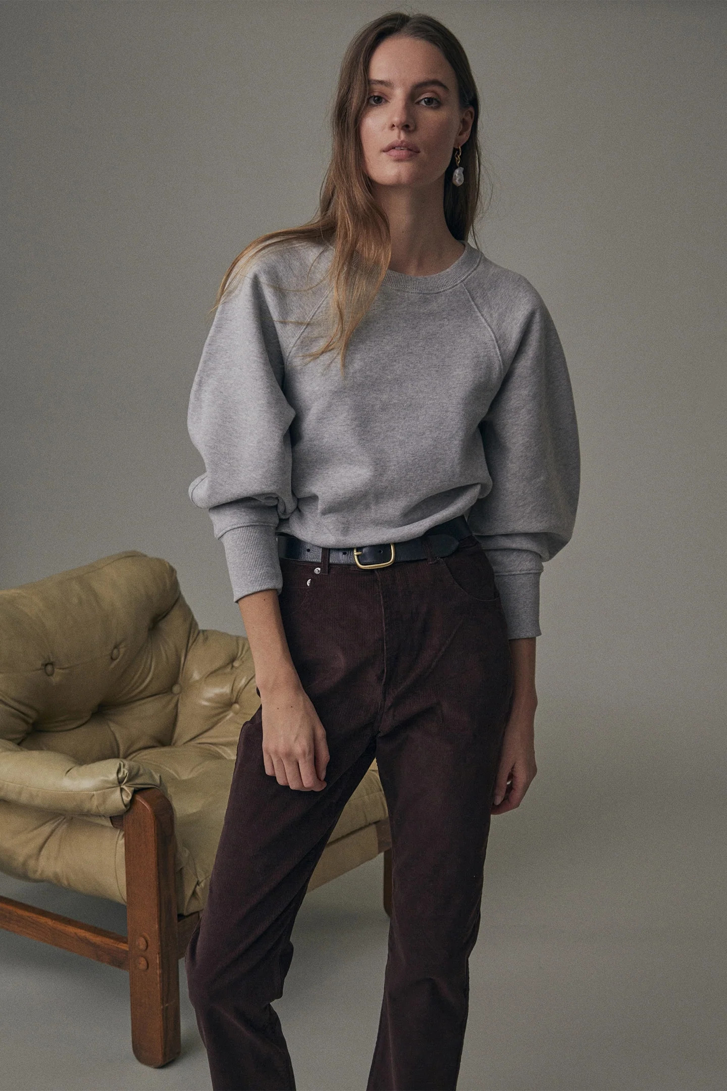 Balloon Sleeve Sweatshirt
      
      

      $100

      $50 | Thakoon