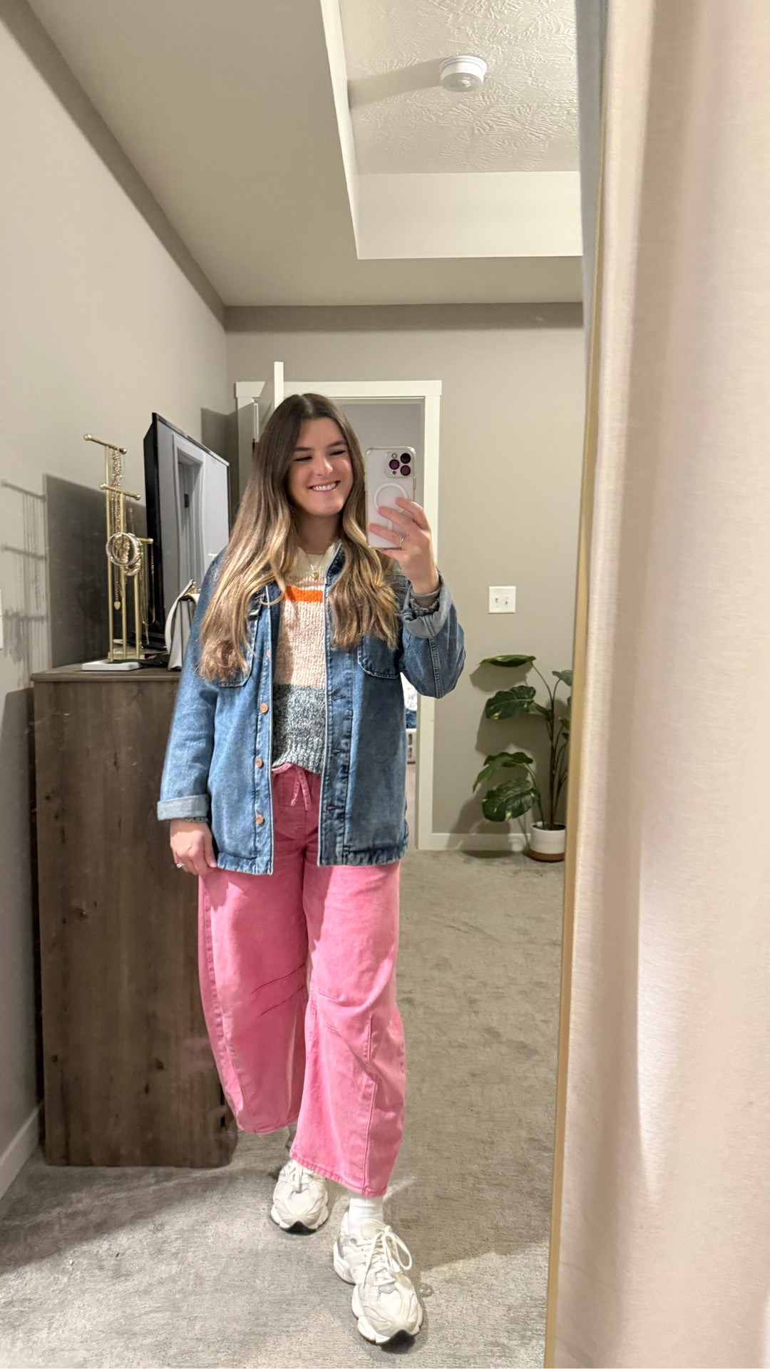 Teacher ootd
Everything is true to size and I linked similar items

Thanksgiving outfit, teacher outfit, Black Friday deals, cyber Monday deals, new balance, barrel jeans, denim, gap finds, Ana Luisa, gold jewelry, casual outfit 

#LTKWorkwear #LTKdayinmylife #LTKootd