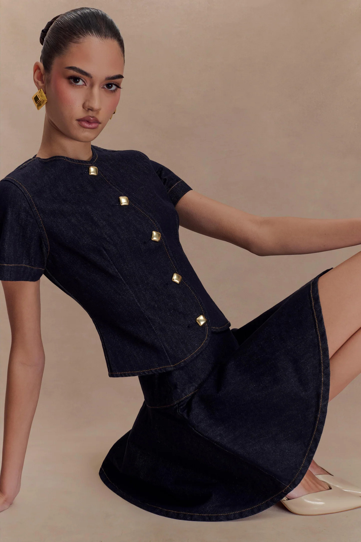 Bethany Short Sleeve Buttoned Denim Top - Washed Indigo Blue | MESHKI US