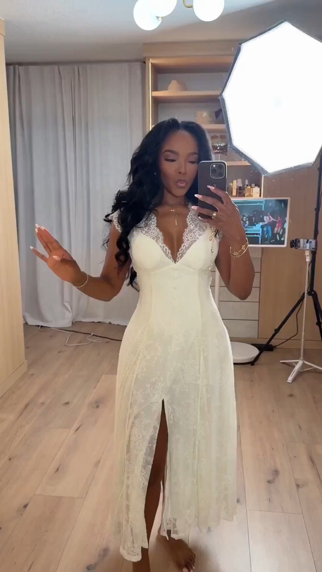 Scroll to shop! ✨ Everything from this look is linked below. 👇🏽    

Wearing: Size Small | 5’4” | 140 lbs  

📲   Download the FREE LTK app & follow me (@kirasfashionfinds) to shop all my daily finds.  #LTKootd #LTKPetite #LTKU