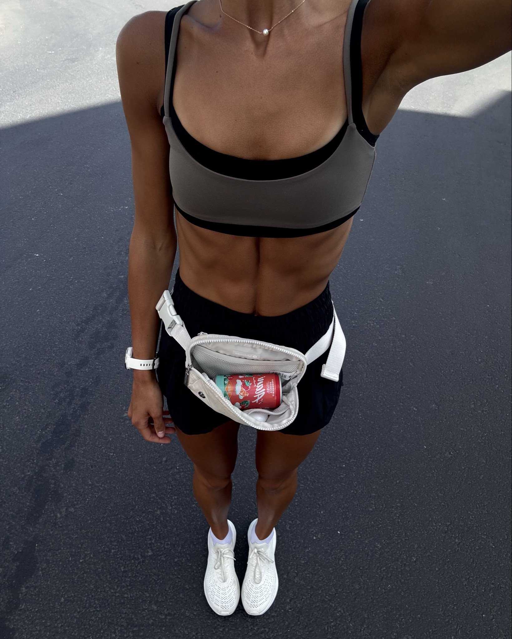 Wearing XS bra (from FORM linking similar) and size 4 shorts 🤎🖤