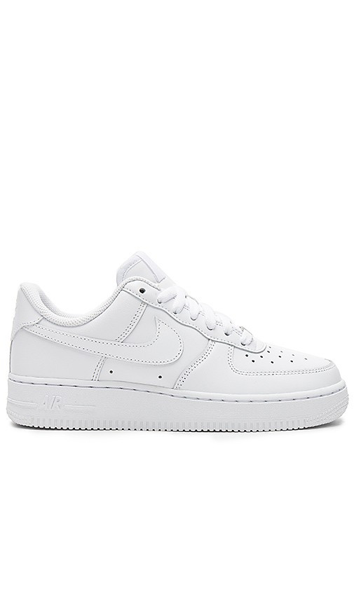 Nike Womens Air Force 1 '07 in White. - size 9 | Revolve Clothing (Global)