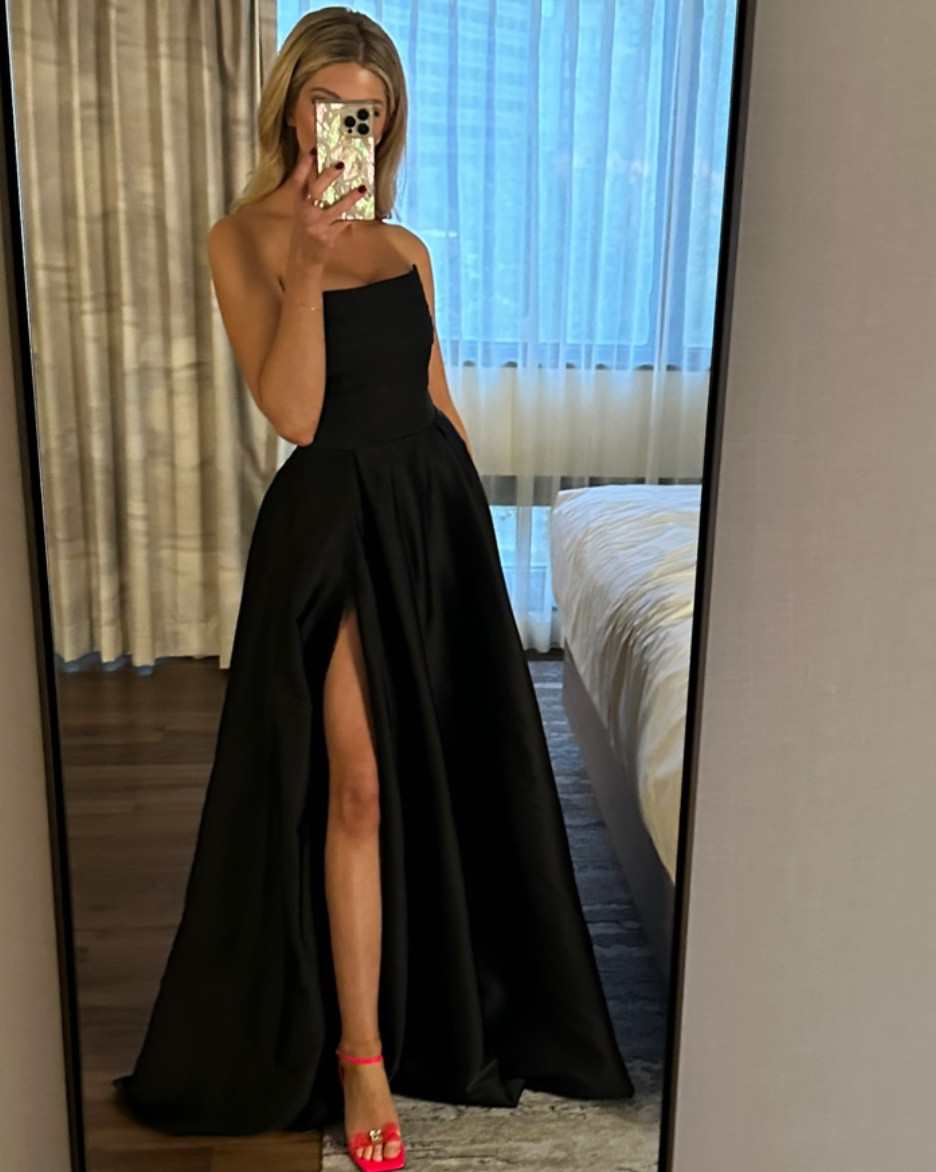 You can always reinvent the wheel ⏭️ 
Wearing a 0 Sau Lee - XS Favorite Daughter - XS belt. 
Vintage black Wetizman sandals - 
Sold out Mach and Mach French Bow Sandals in first pic ☹️ 

#LTKWedding