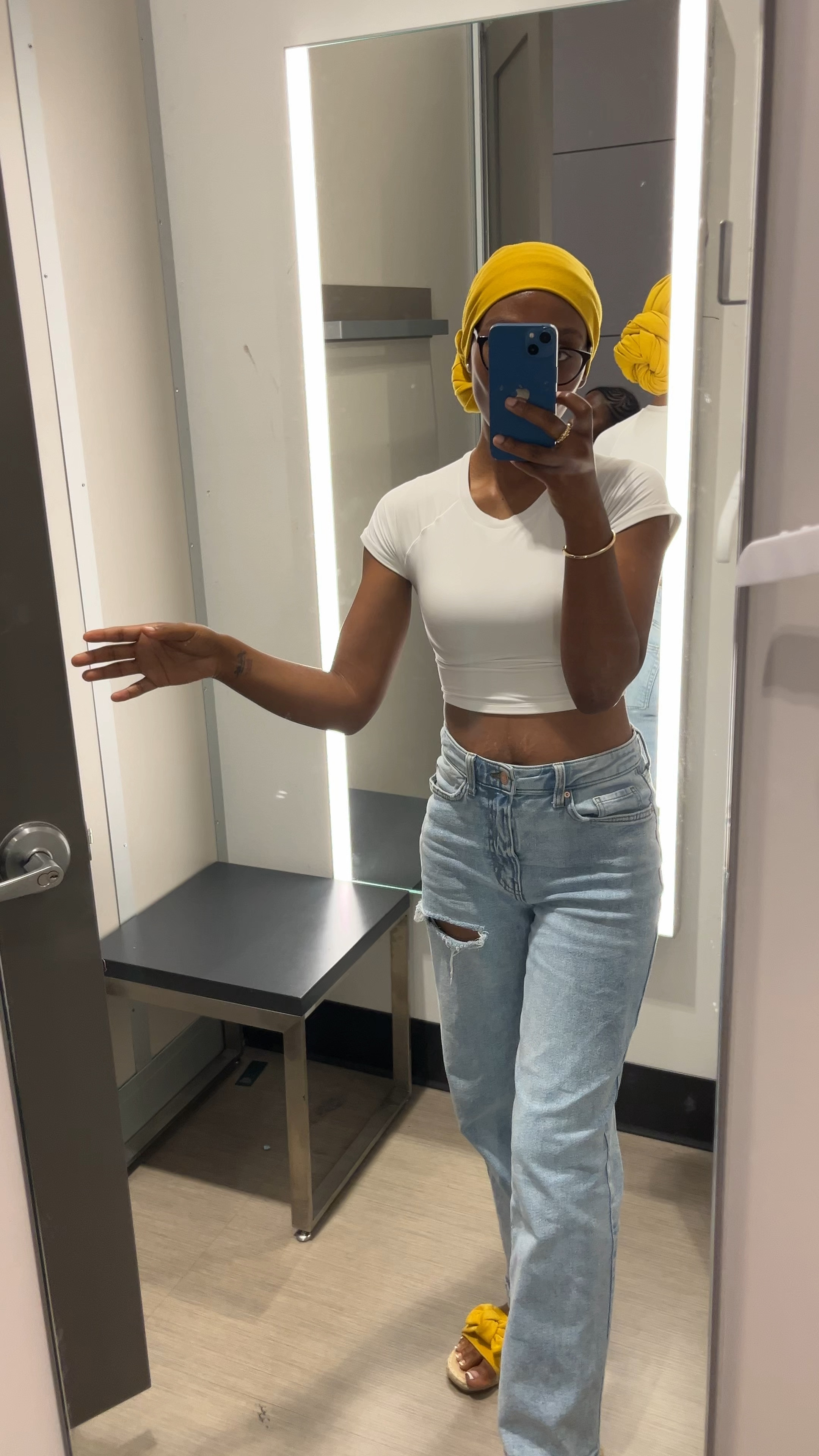 Cute and comfty errands outfit top amazon and jeans target.

#LTKVideo #LTKFindsUnder50 #LTKStyleTip