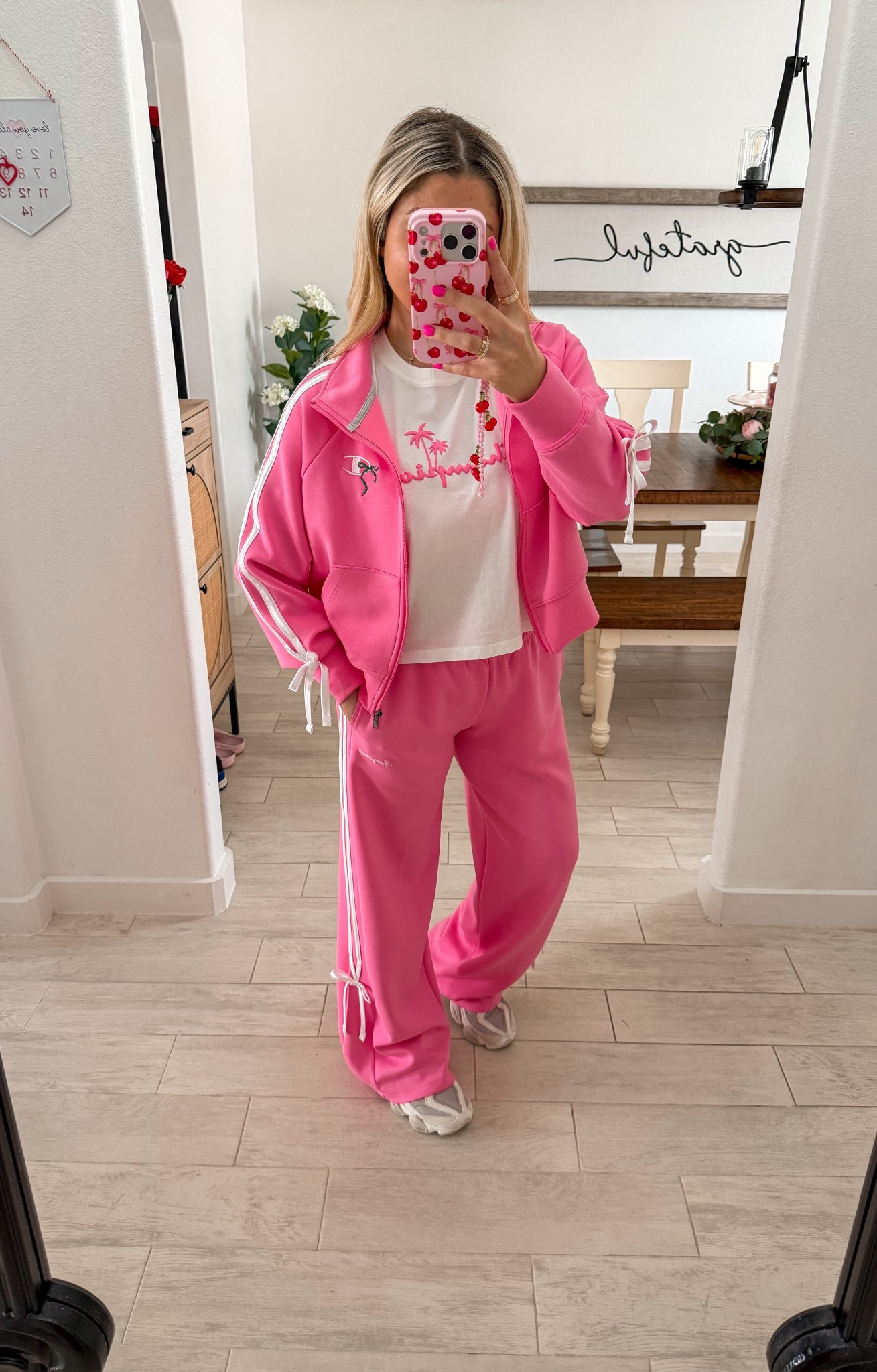 New bow matching set 
Size small
New balance tts


#LTKootd