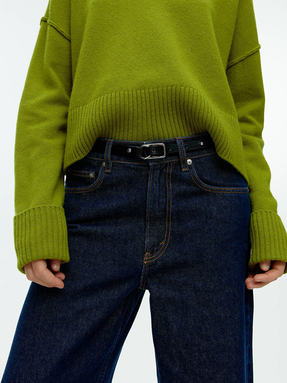 Slim Leather Belt | ARKET (US&UK)