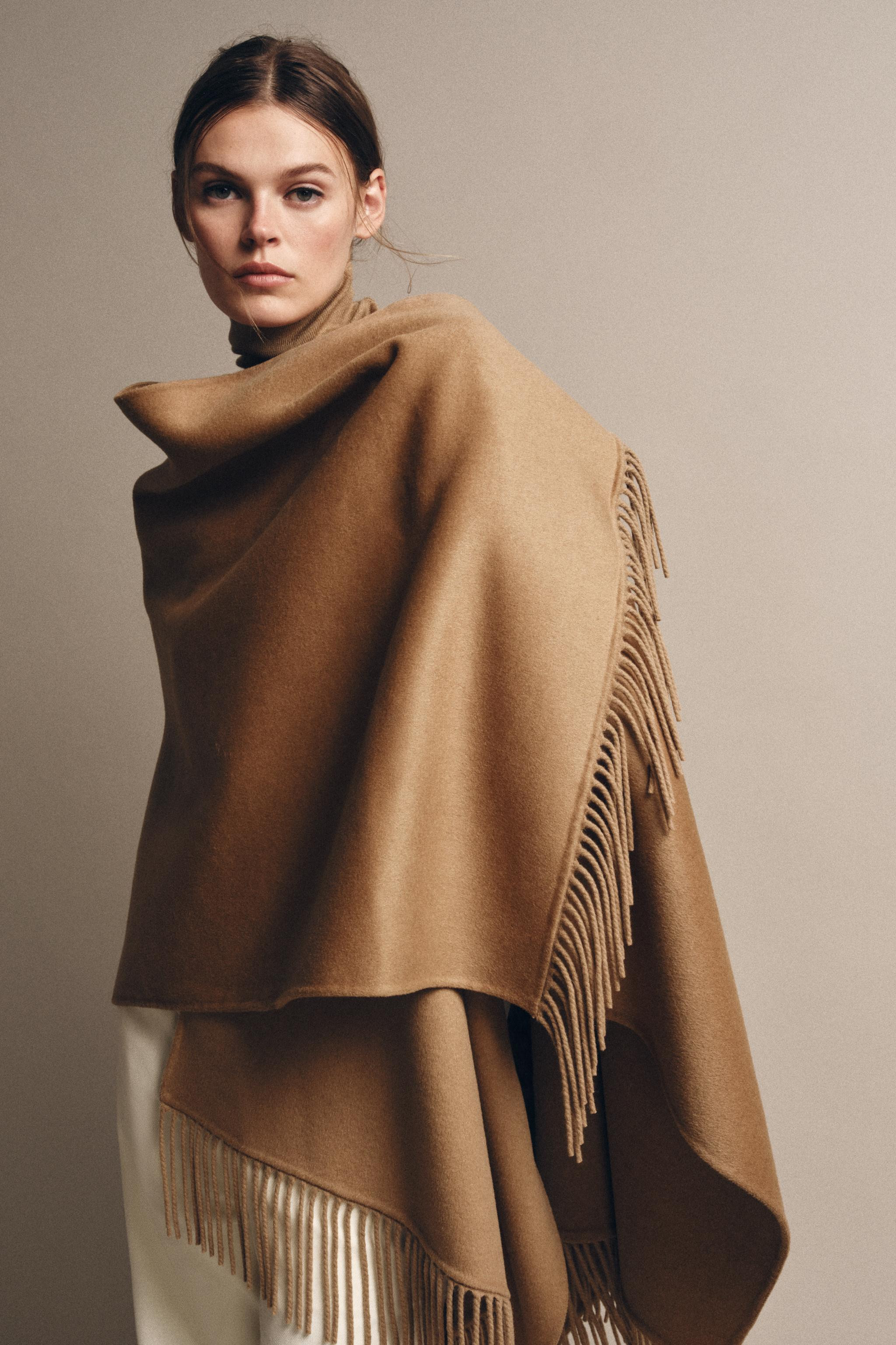 FRINGED WOOL LONG CAPE | Zara US