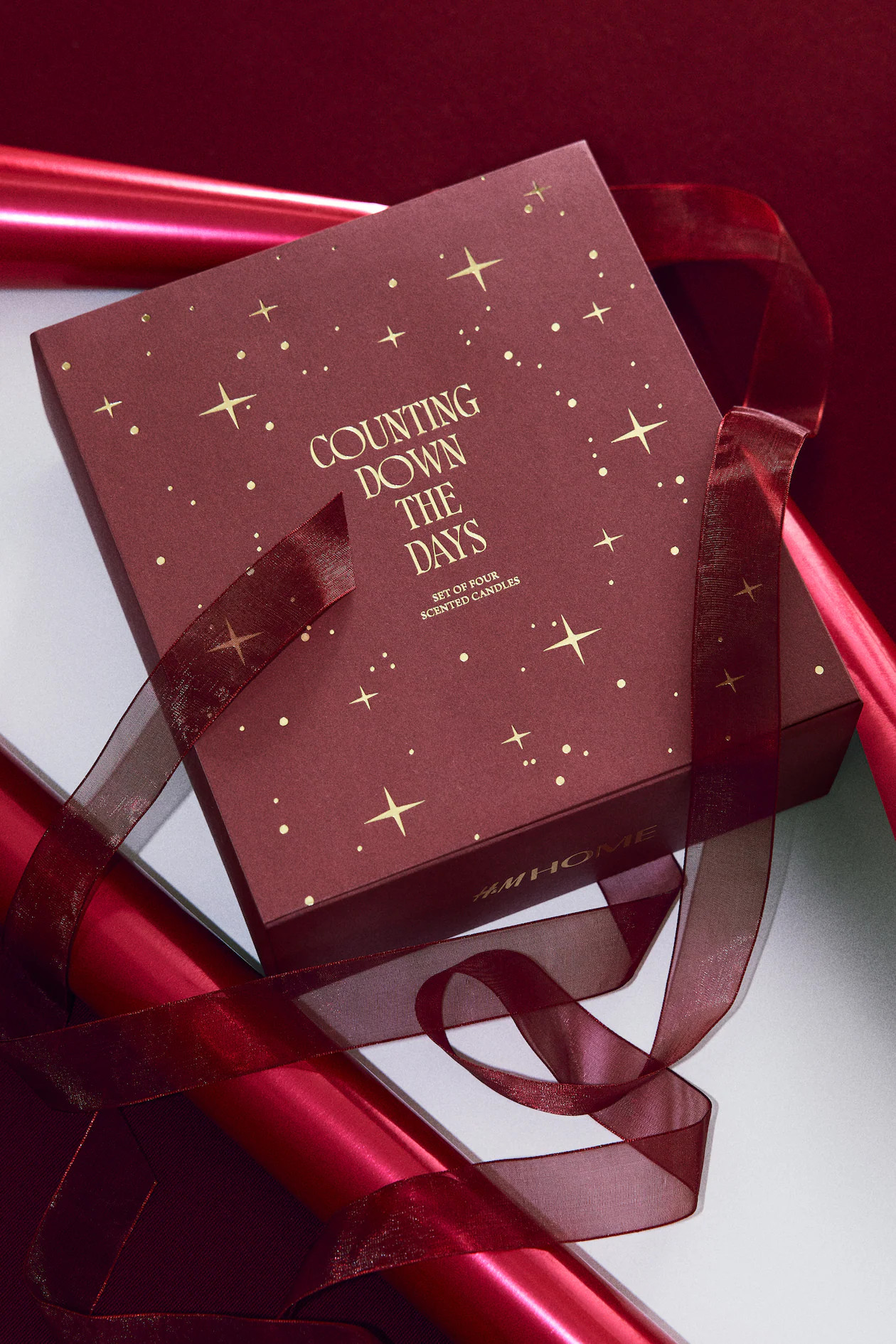 Gift-Boxed 4-Pack Scented Candles | H&M (US + CA)