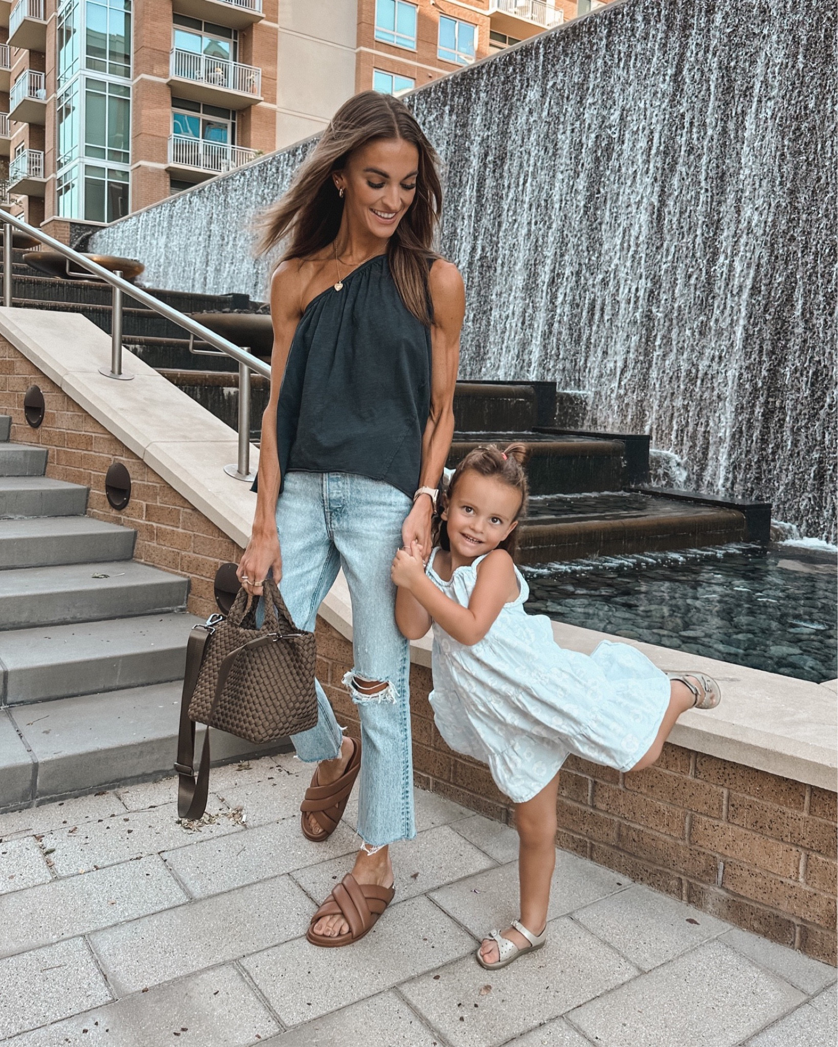 mini Naghedi 25% off w/ code HOLIDAY 🤎

#LTKSeasonal #LTKCyberWeek #LTKsalealert