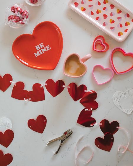 Valentine’s Day crafts & the cutest Valentine’s Day decor from @walmart #walmartpartner

#LTKhome #LTKMostLoved #LTKSeasonal