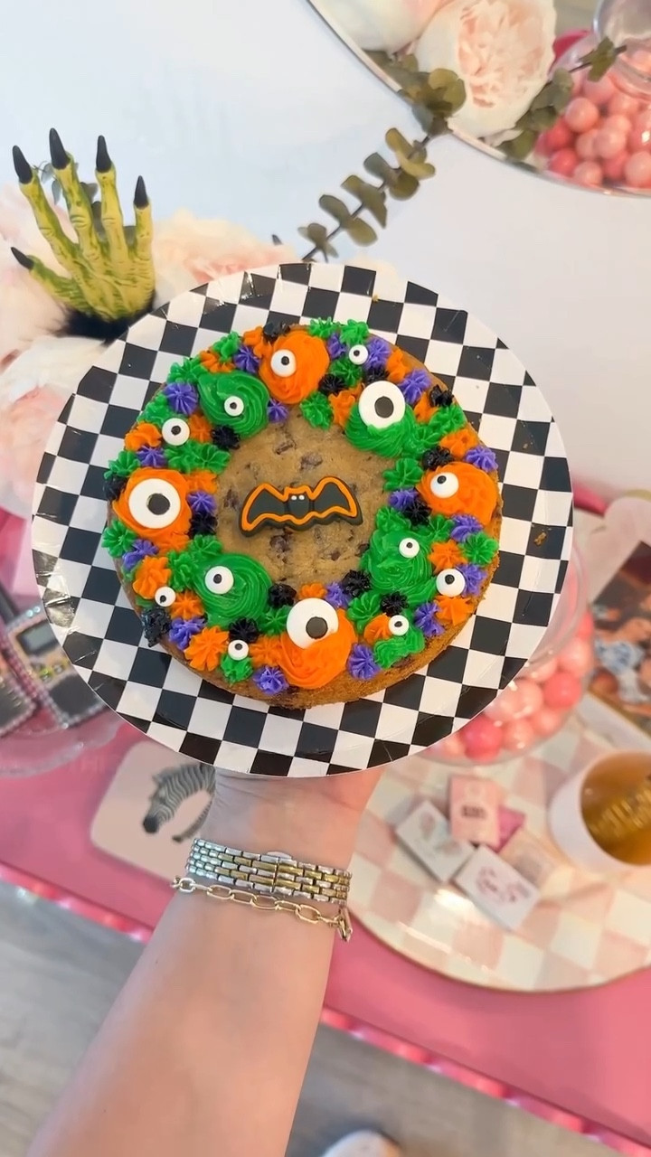 How cute for a girls night?! 

I got the mini cake pan a few videos back and now we’re putting her to good use 👩‍🍳

This was so easy, relaxing, and inexpensive to do 

Such a yummy Halloween treat to make for or to bring to a Halloween party

OR you could premake a few of the cookie cakes & host a decorating party for a Halloween girls night 

✨Style inspo✨ @mymessykitchenn 

I did get some of the supplies at my local grocery store but…

Linked everything I could!

#LTKSeasonal #LTKHome #LTKParties
