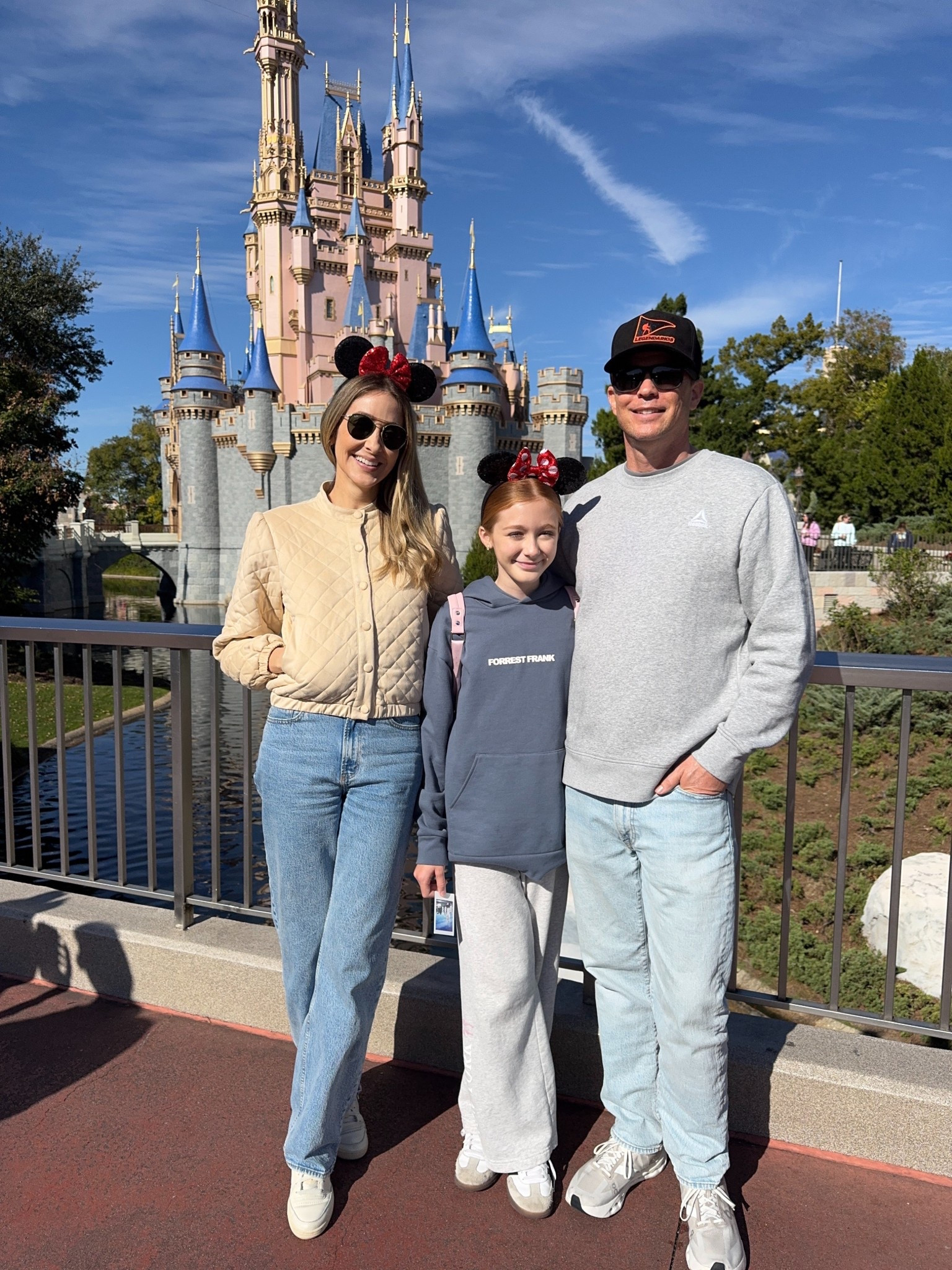 Casual chic outfit we wore at Disney  two weeks ago!
Comfortable and warm, perfect to walk around the whole day. Fits true to size and I’m wearing size small 

#LTKTravel #LTKootd #LTKU

#LTKootd #LTKTravel #LTKU