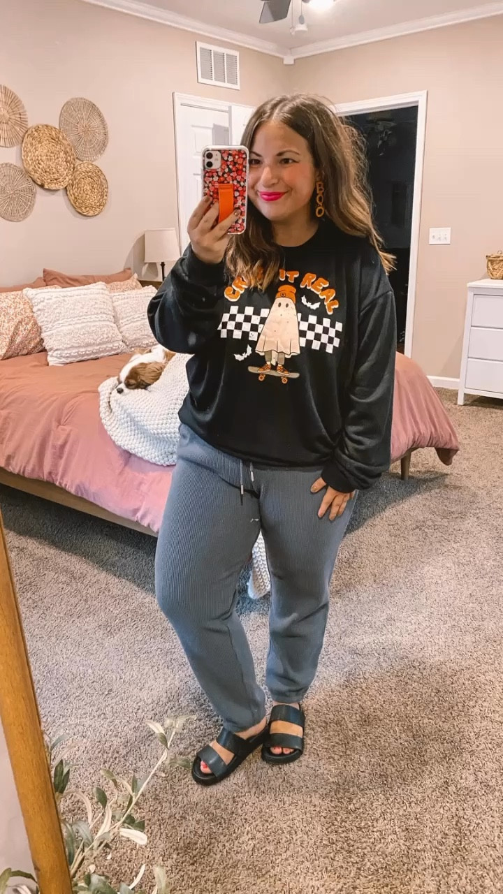 Loving these spooky outfits!

sandals: sold out, but linking similar ones below!
pants: fit true to size // wearing a large
crew: fits small // wearing an XL (fits like a large)

#LTKHalloween #LTKHoliday #LTKStyleTip