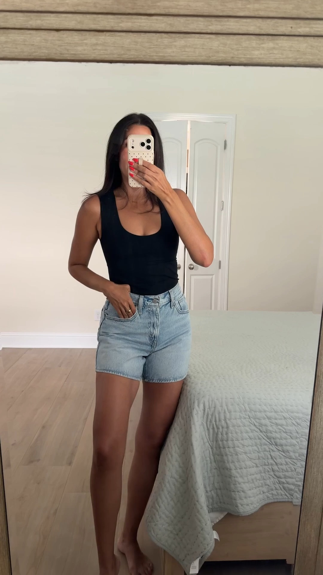 Size 28 in shorts, s/m in tank

#LTKootd #LTKgrwm #LTKmomlife