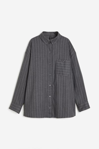 Oversized flannel shirt - Dark grey/Pinstriped - Ladies | H&M GB | H&M (UK, MY, IN, SG, PH, TW, HK)