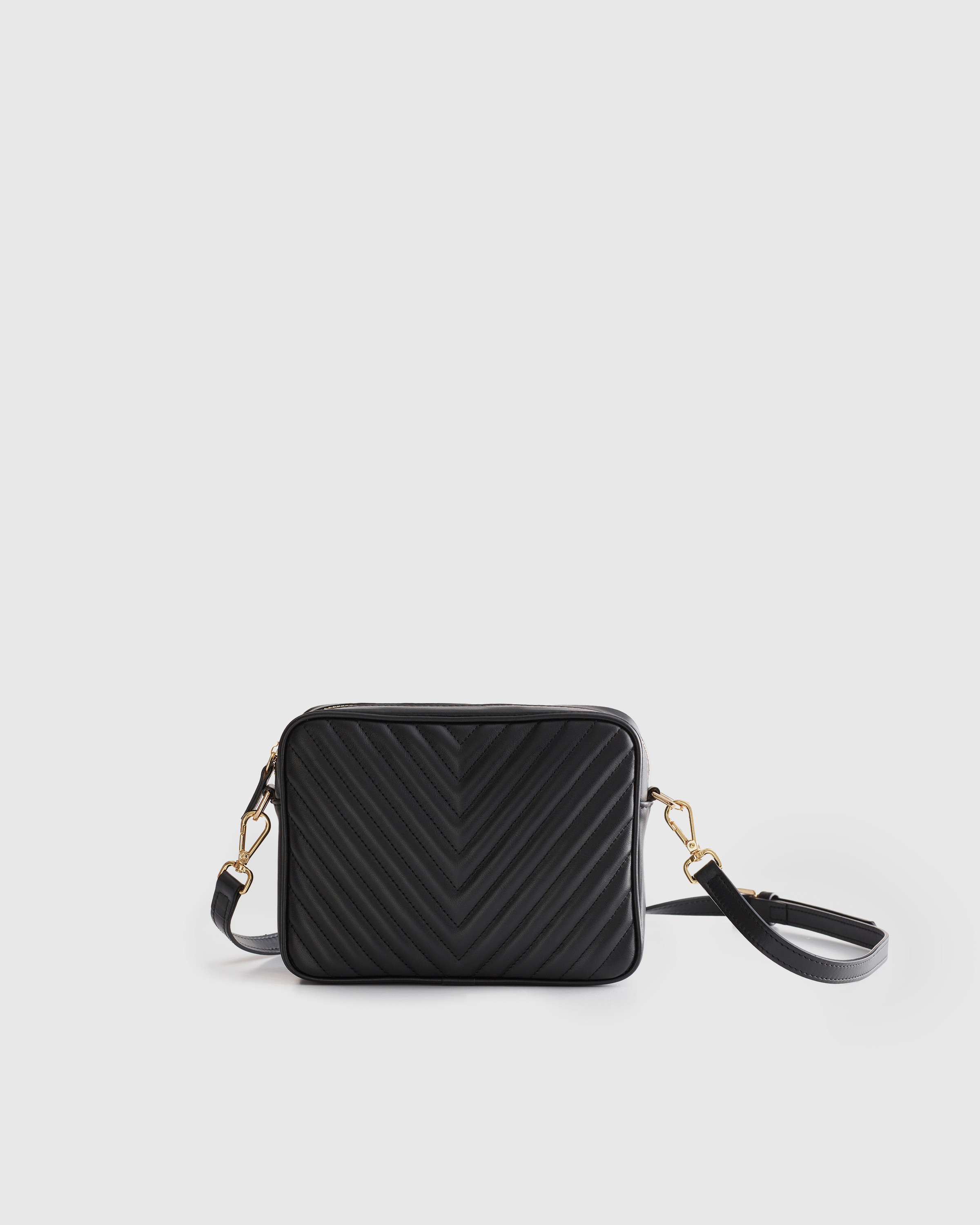 Quince | Women's Italian Leather Quilted Crossbody Bag in Black | Quince