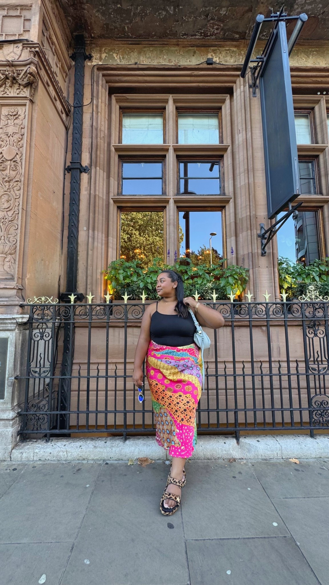 Season 6 Treasure Hunting got me like 🩷 #neverfulldressed #london #england #shopping 

#LTKFindsUnder100 #LTKPlusSize #LTKSeasonal