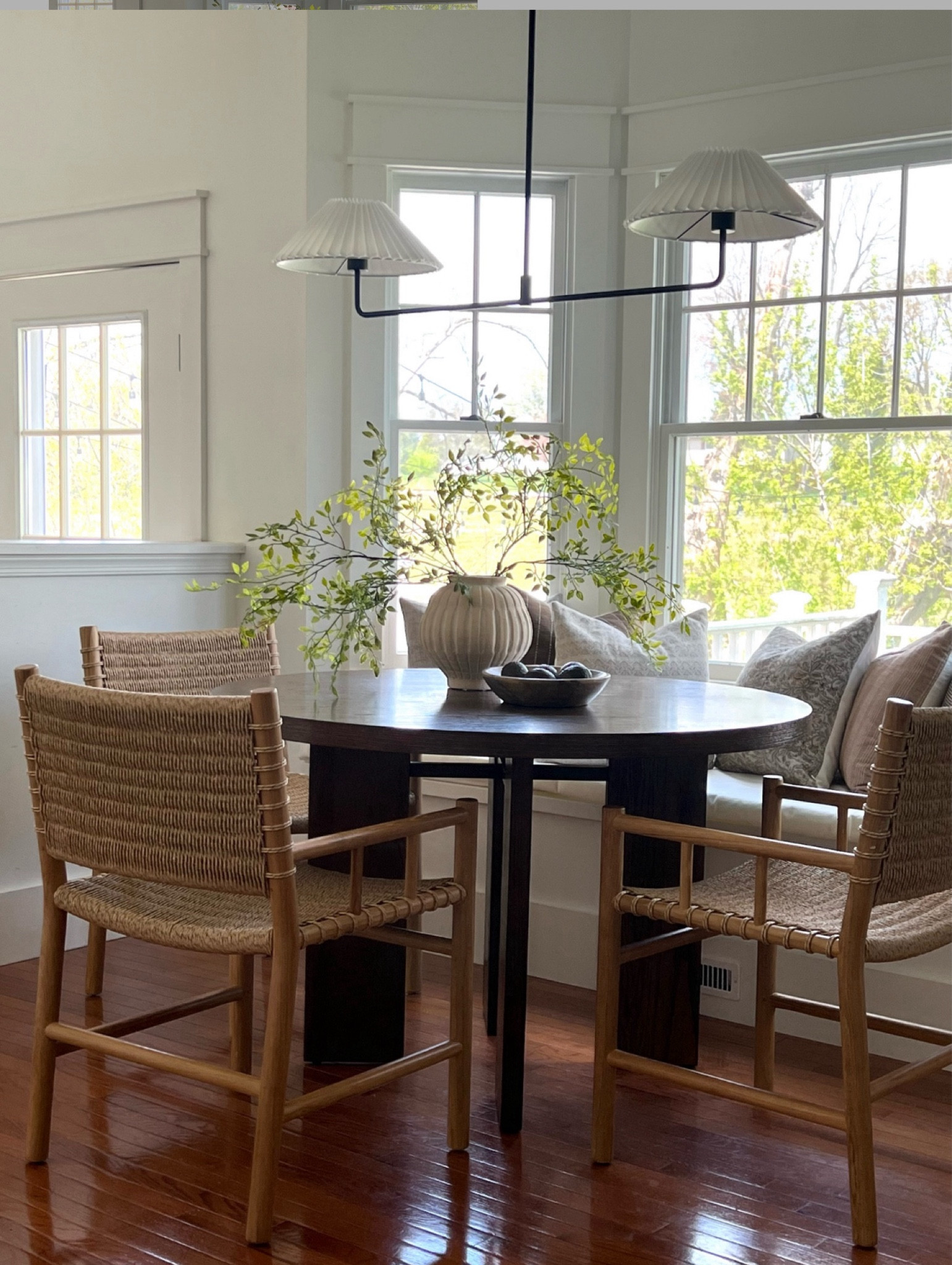Kitchen nook views 

#LTKSaleAlert #LTKHome